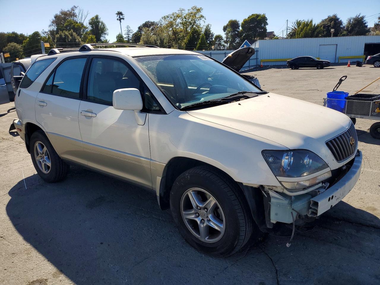 2000 Lexus Rx 300 White vin: JT6HF10U6Y0142320