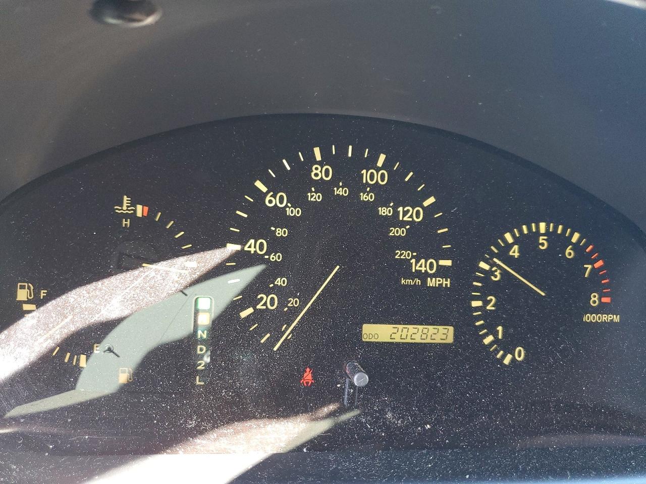 2000 Lexus Rx 300 White vin: JT6HF10U6Y0142320