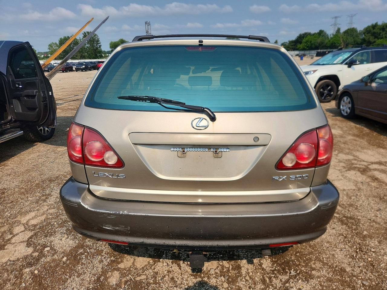 2000 Lexus Rx 300 Beige vin: JT6HF10U7Y0109813