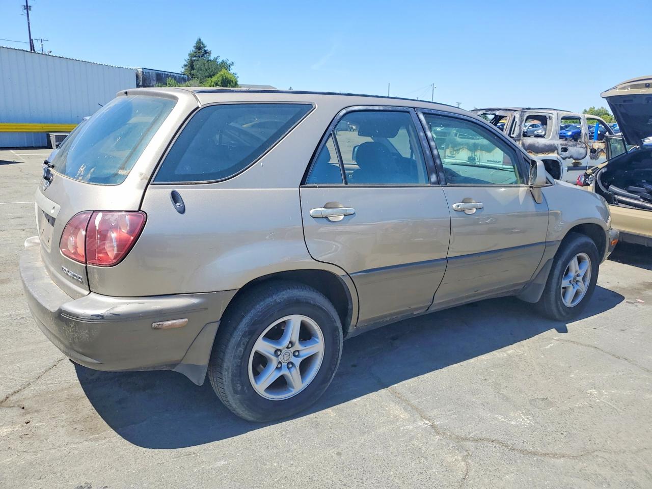 1999 Lexus Rx 300 Gold vin: JT6HF10U8X0034649