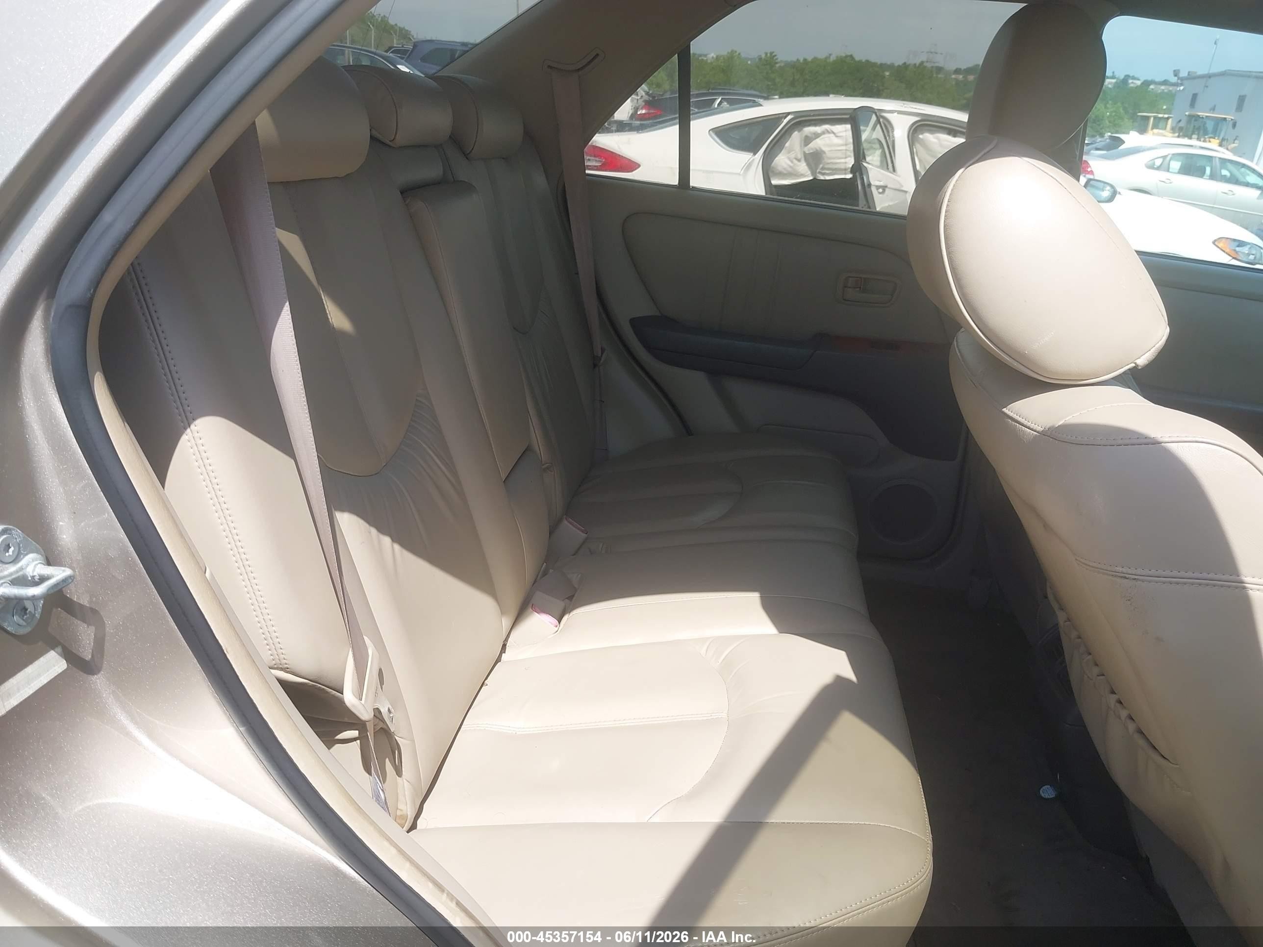 1999 Lexus Rx 300   Серебряный vin: JT6HF10U8X0034845