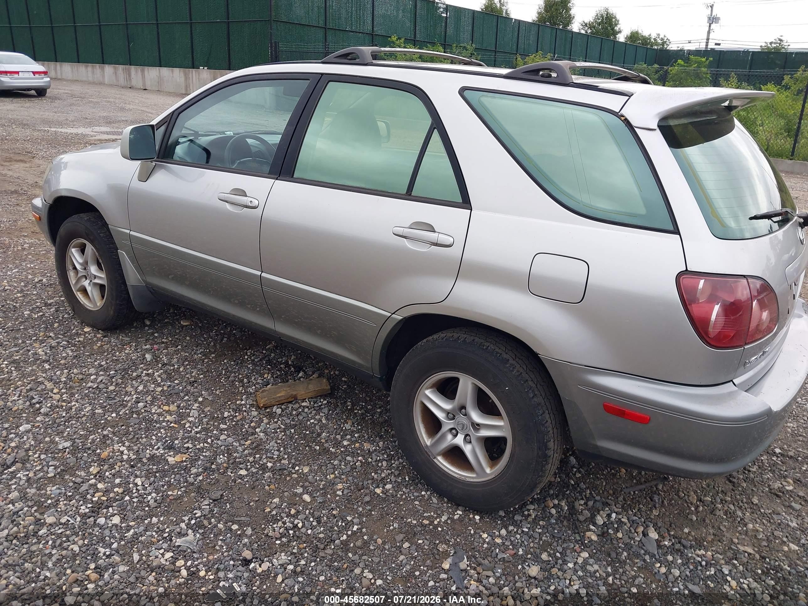 2000 Lexus Rx 300   Серебряный vin: JT6HF10U8Y0160897