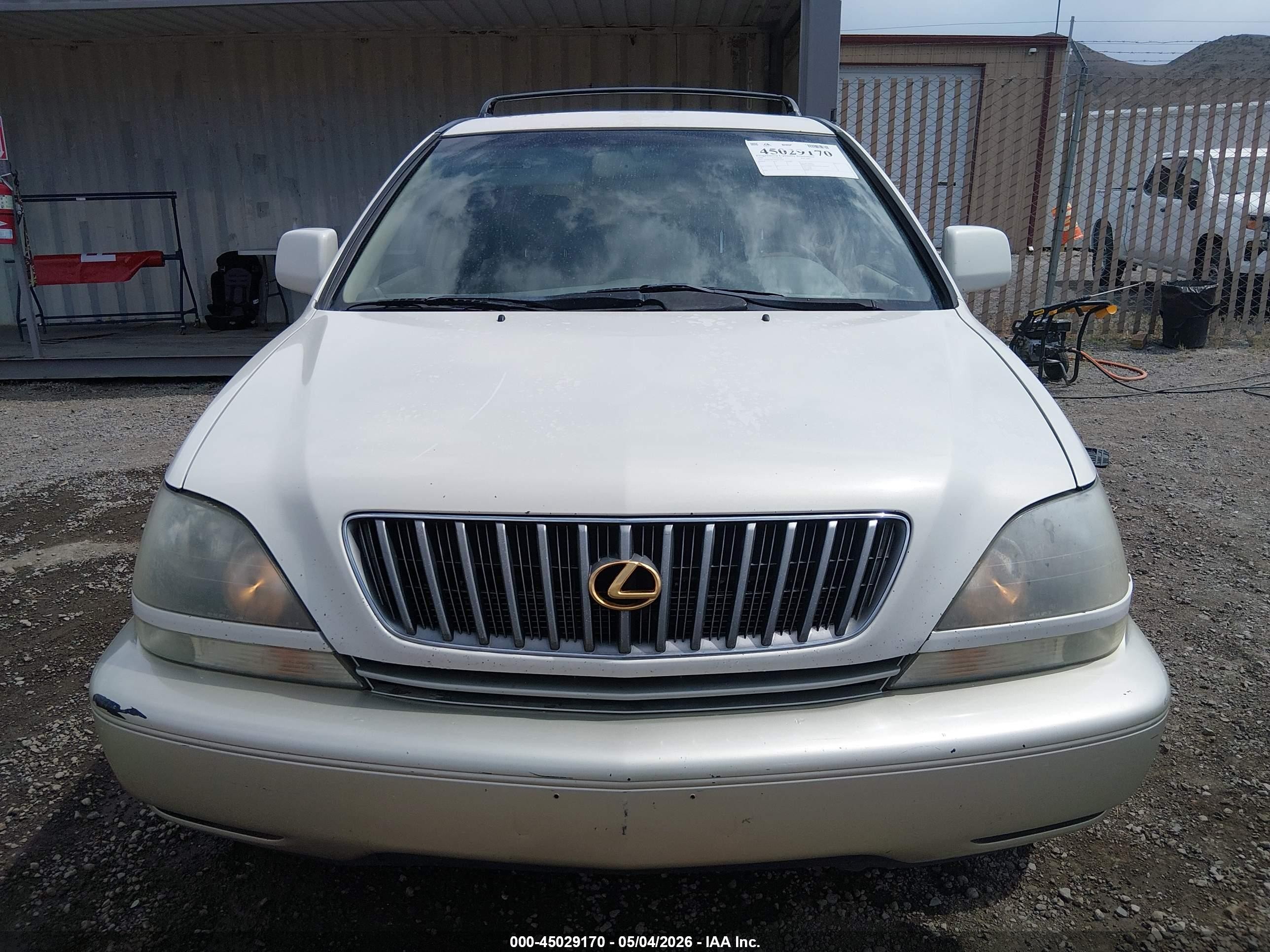 1999 Lexus Rx 300   White vin: JT6HF10U9X0017925