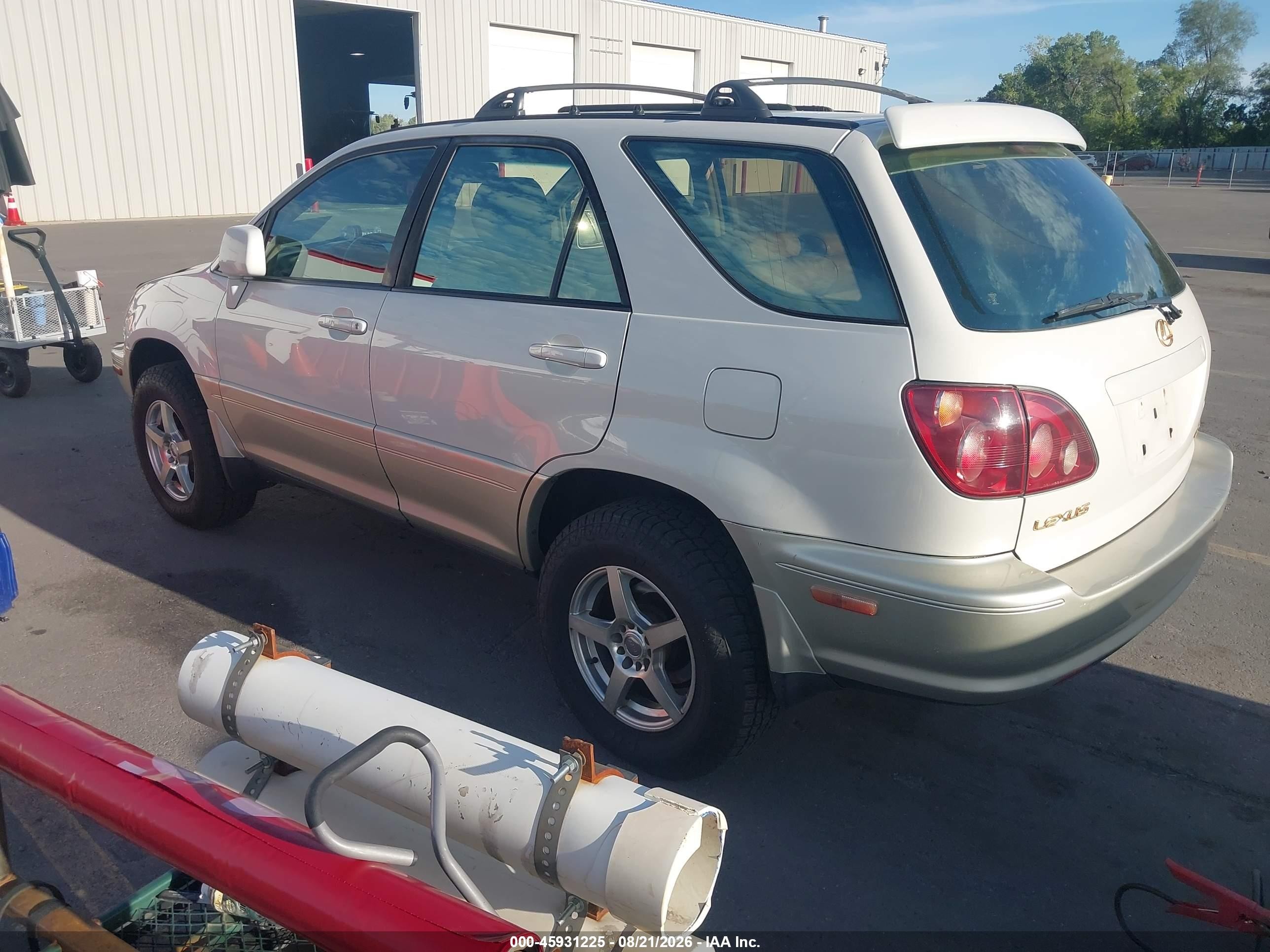 1999 Lexus Rx 300   Белый vin: JT6HF10U9X0047068