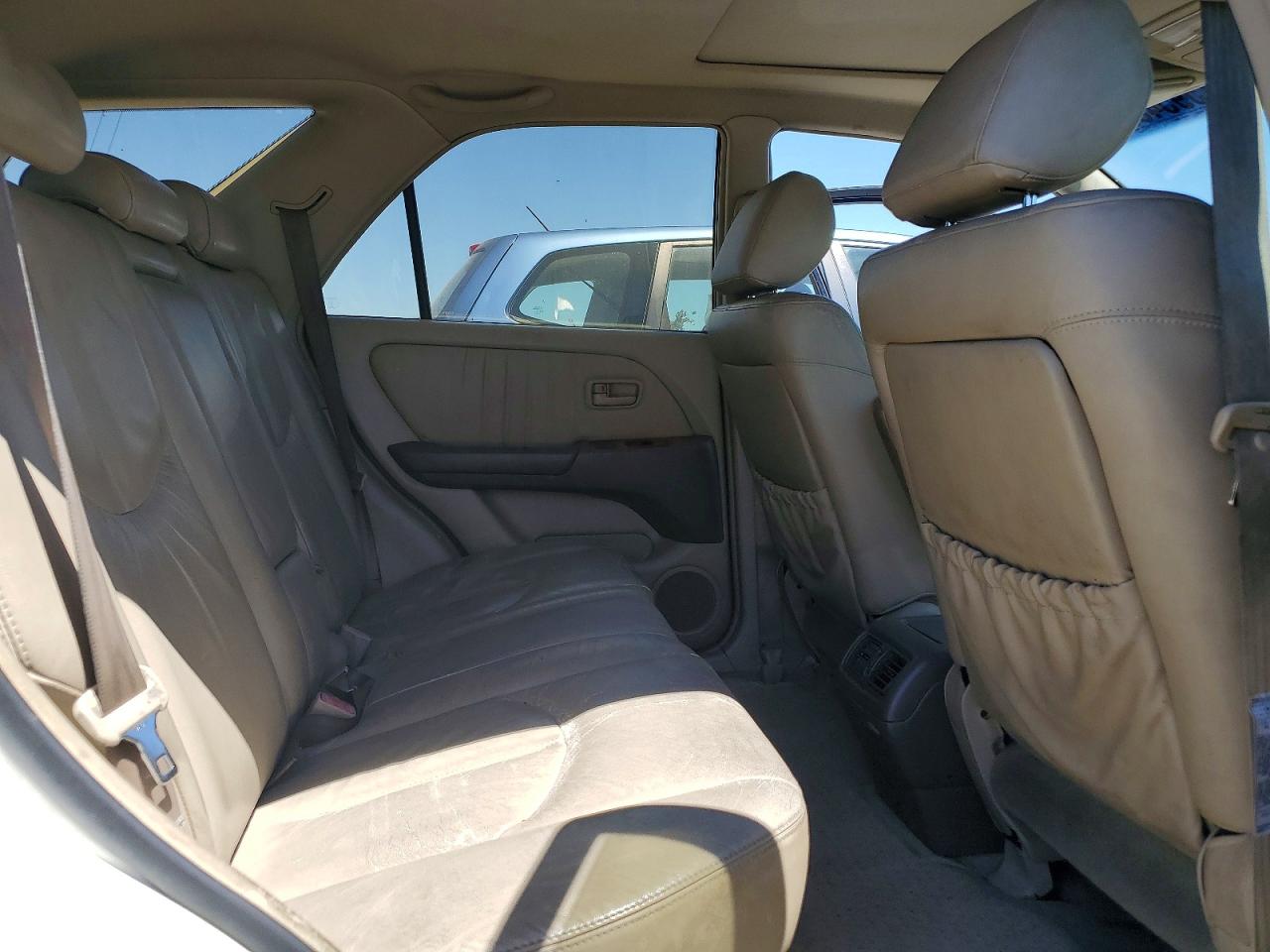 2000 Lexus Rx 300 White vin: JT6HF10U9Y0097597