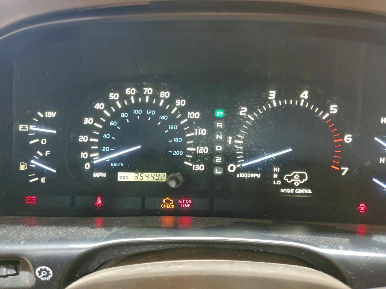 2000 Lexus Lx 470 Cream vin: JT6HT00W0Y0080756