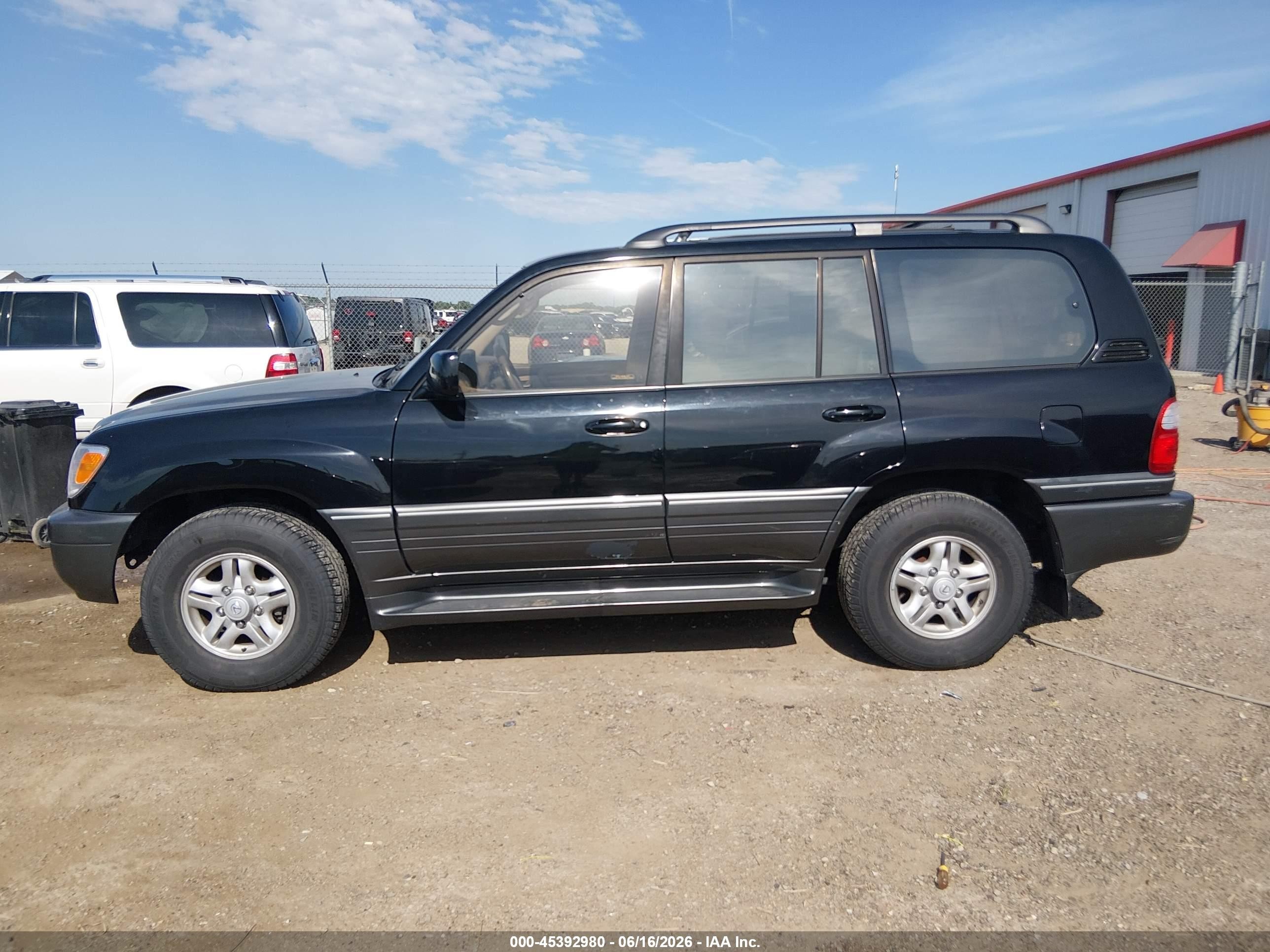 1998 Lexus Lx 470   Черный vin: JT6HT00W4W0010688