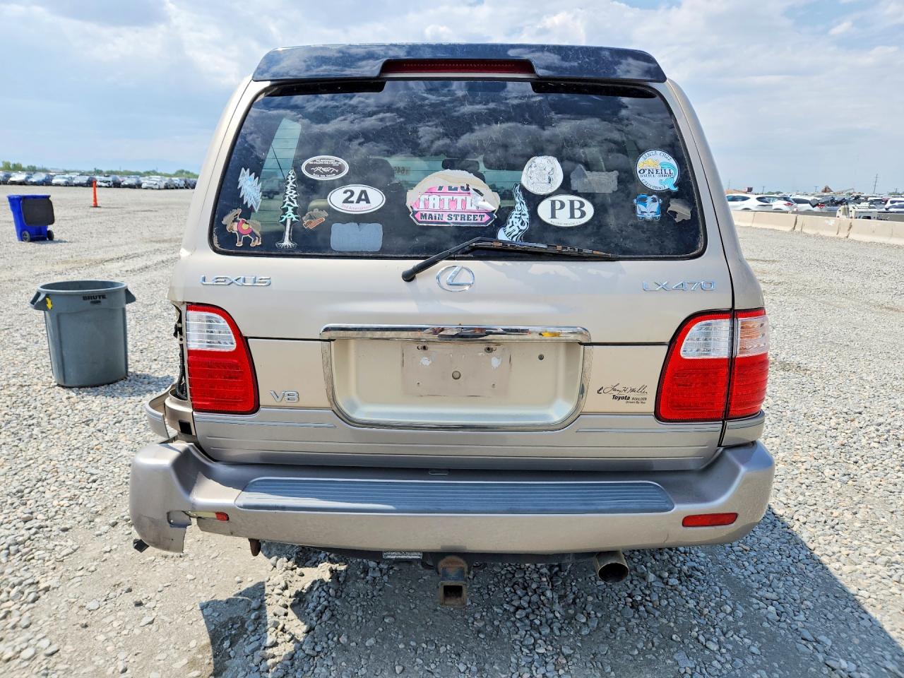 1998 Lexus Lx 470 Gold vin: JT6HT00W6W0021871