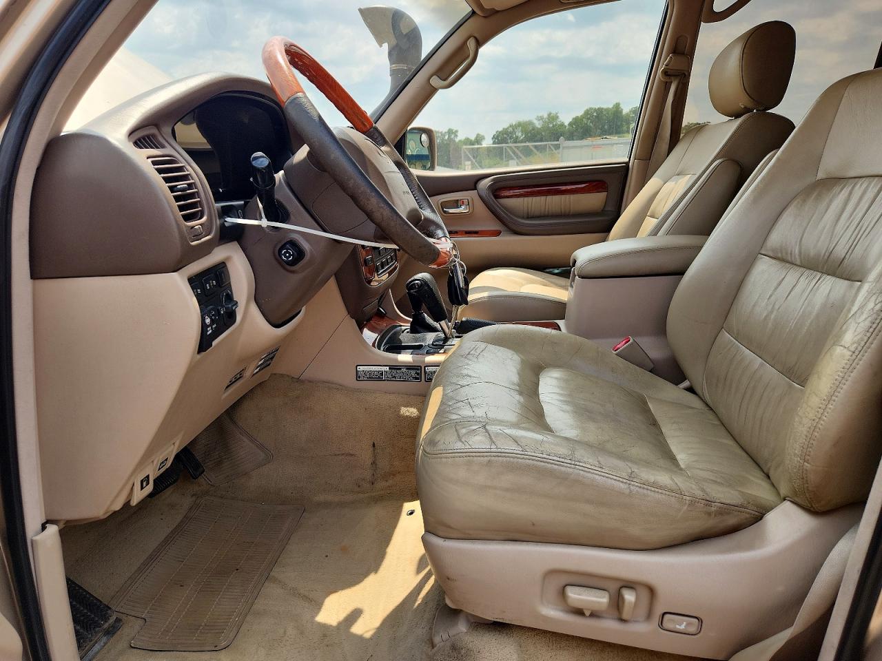 1998 Lexus Lx 470 Gold vin: JT6HT00W7W0015643