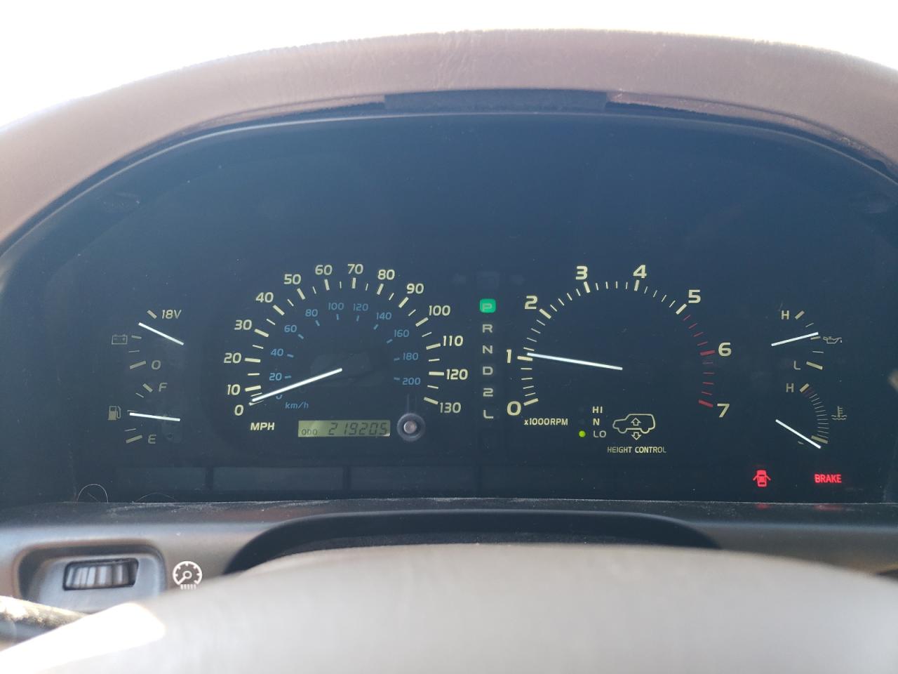 1998 Lexus Lx 470 Золотой vin: JT6HT00W7W0016338