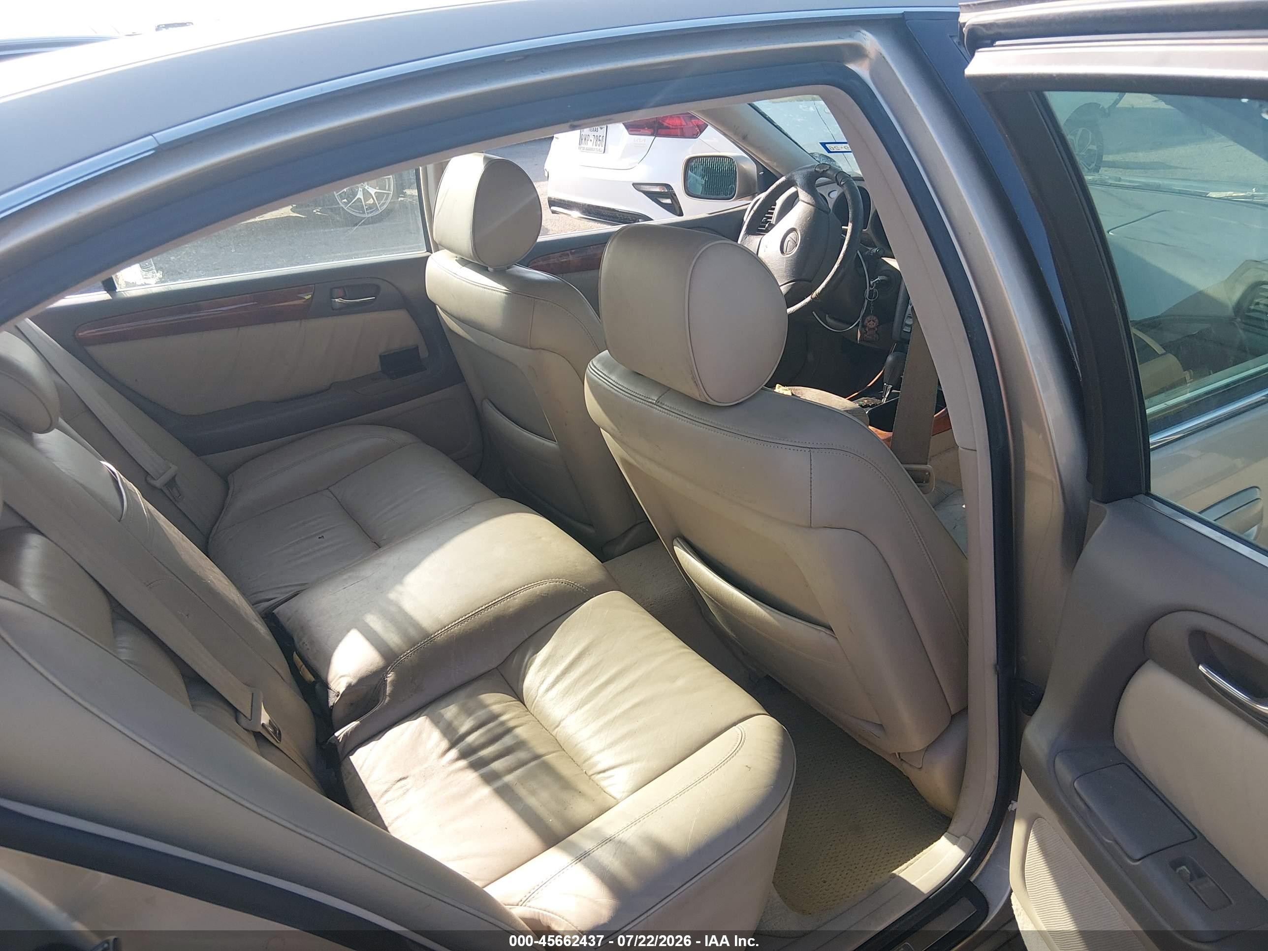 1999 Lexus Gs 300   Tan vin: JT8BD68S3X0057131