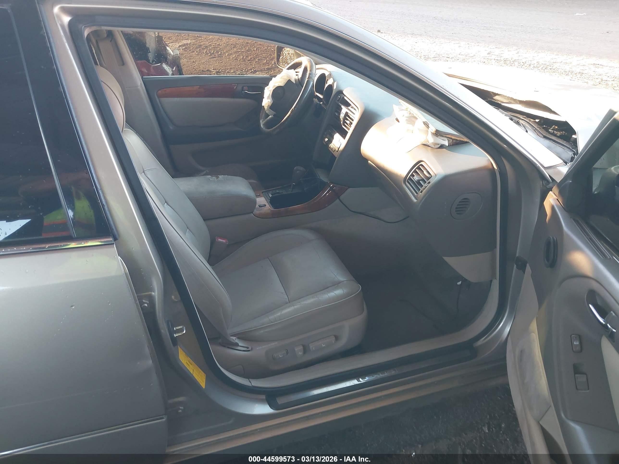 2000 Lexus Gs 300   Gold vin: JT8BD68S3Y0091006