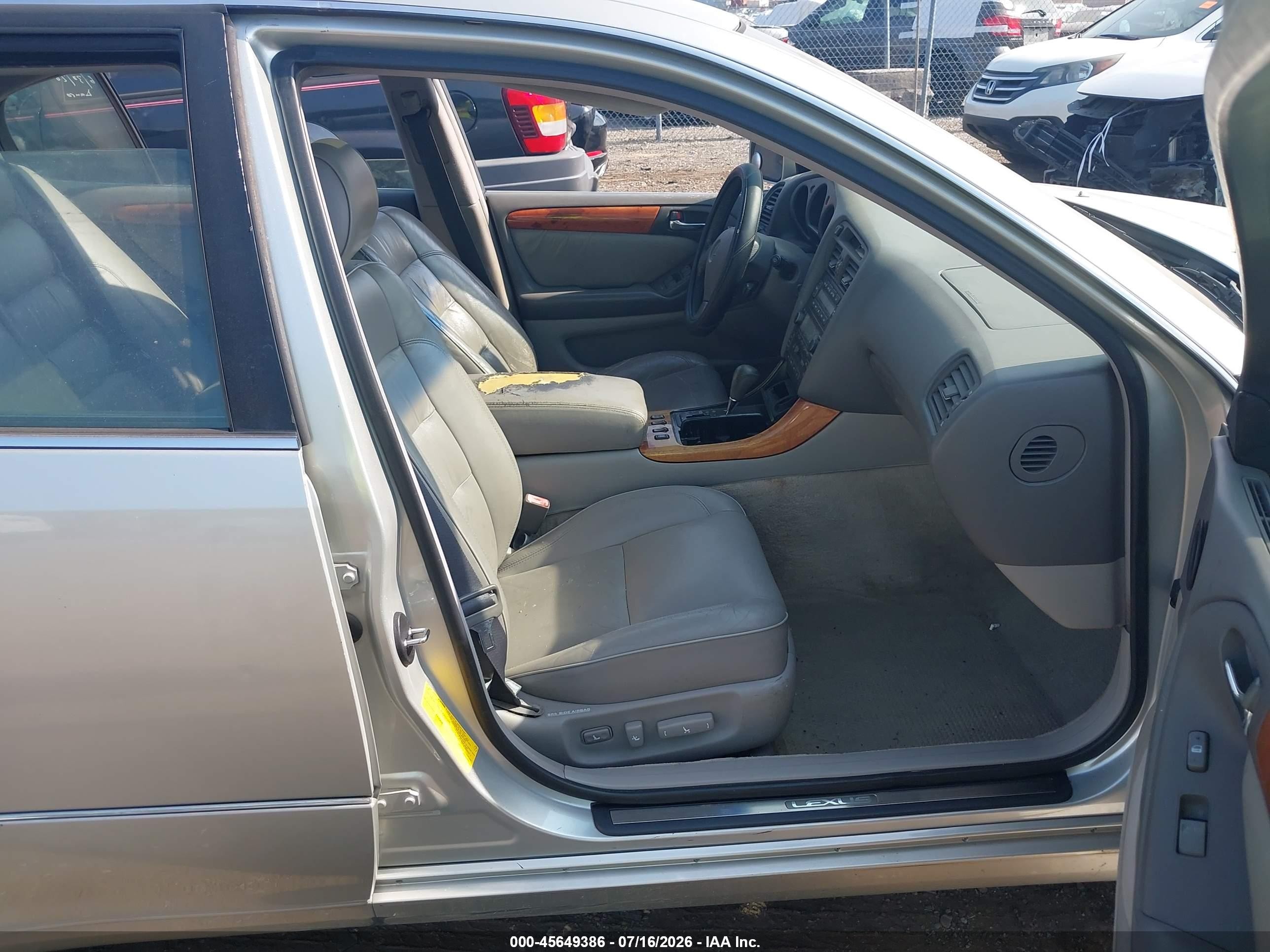 2000 Lexus Gs 300   Серебряный vin: JT8BD68S6Y0085569