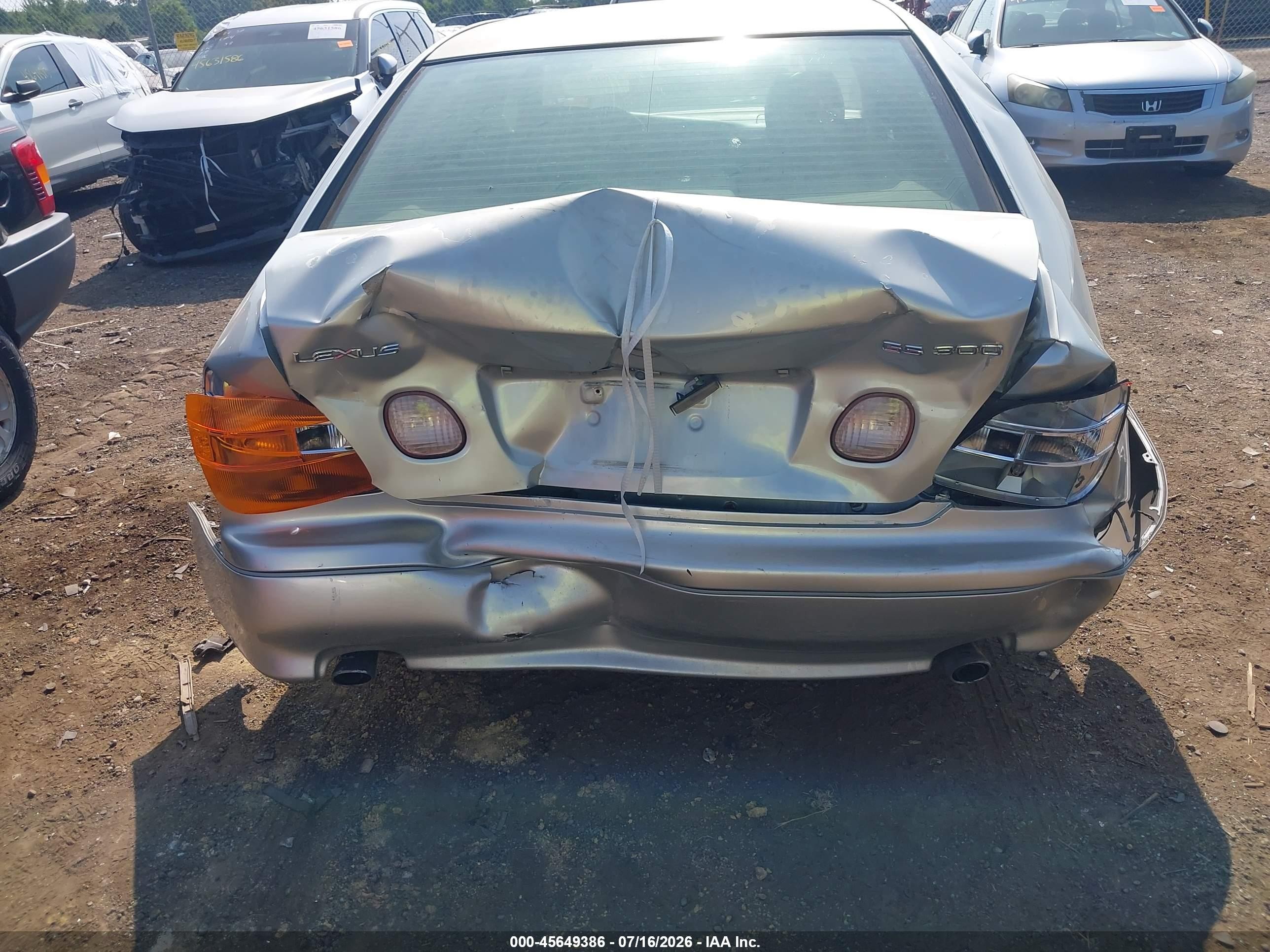 2000 Lexus Gs 300   Серебряный vin: JT8BD68S6Y0085569