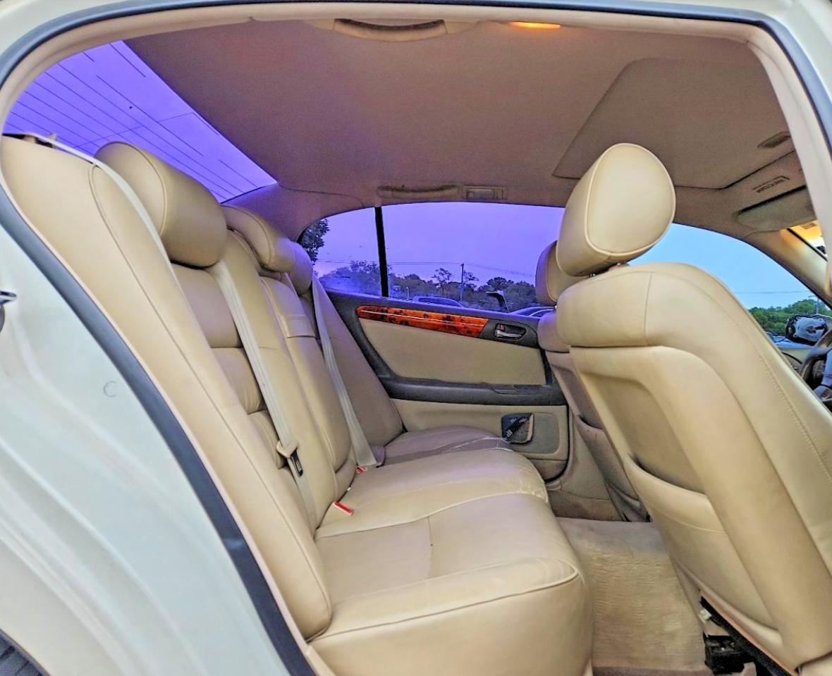 1998 Lexus Gs 300 Base White vin: JT8BD68S8W0005430