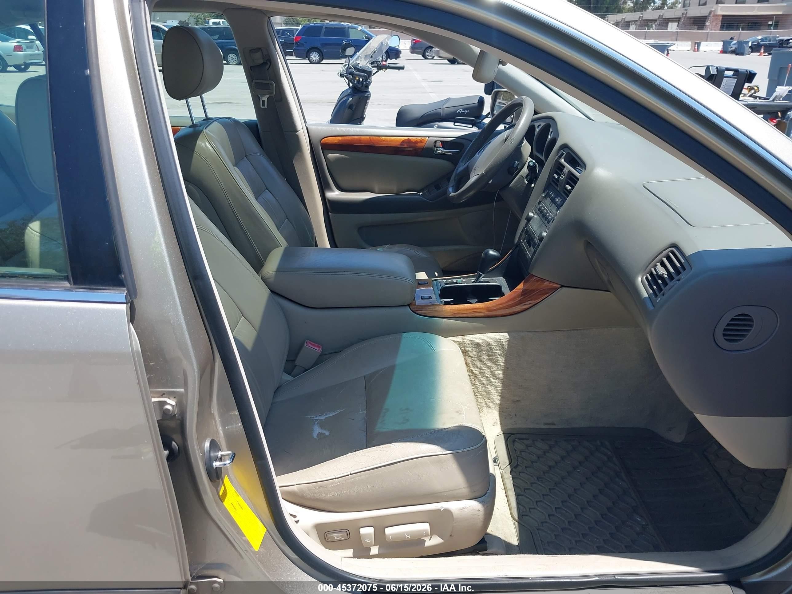 2000 Lexus Gs 300 Beige vin: JT8BD68S9Y0092001