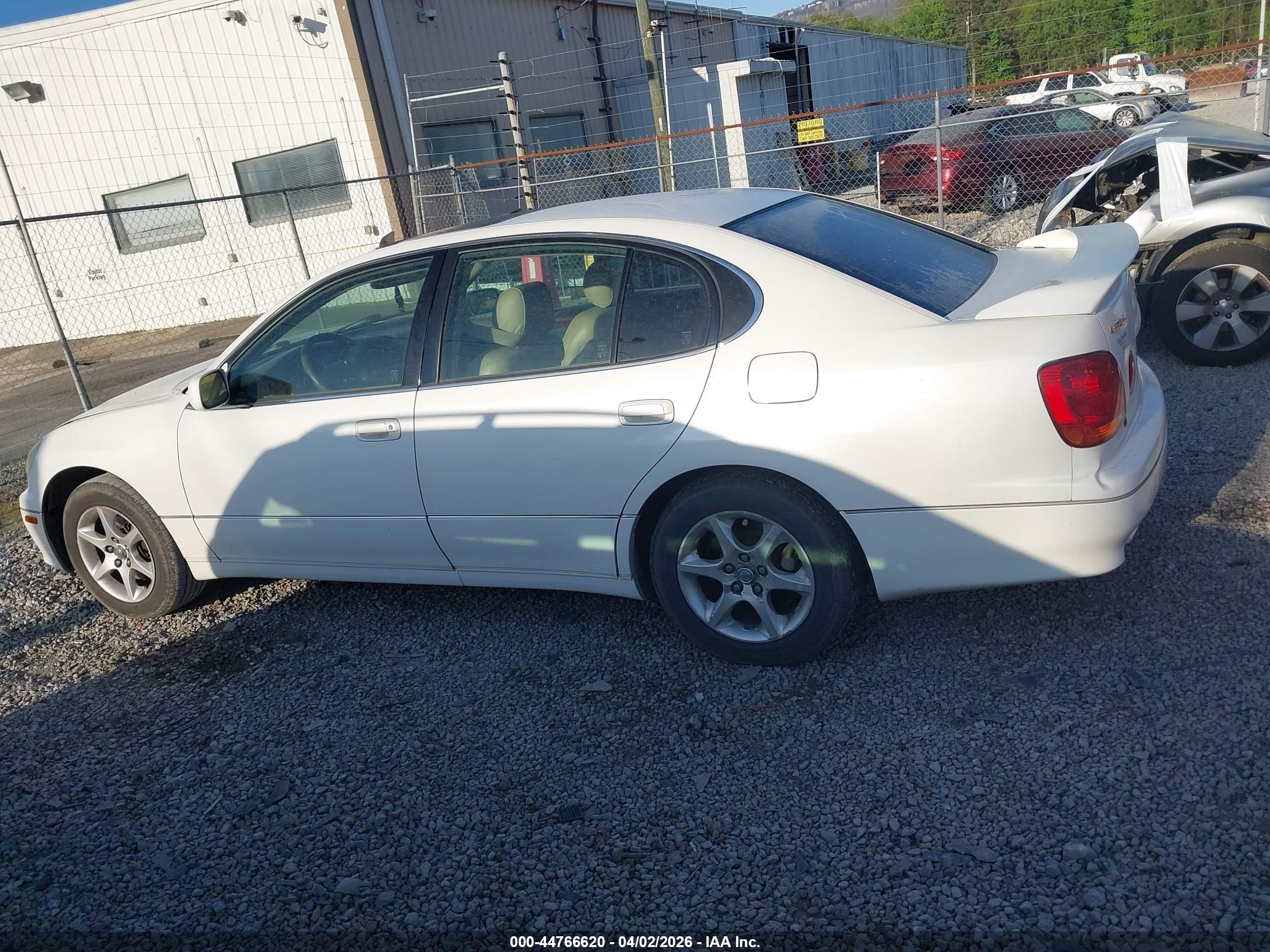 2002 Lexus Gs 300   White vin: JT8BD69S020160112