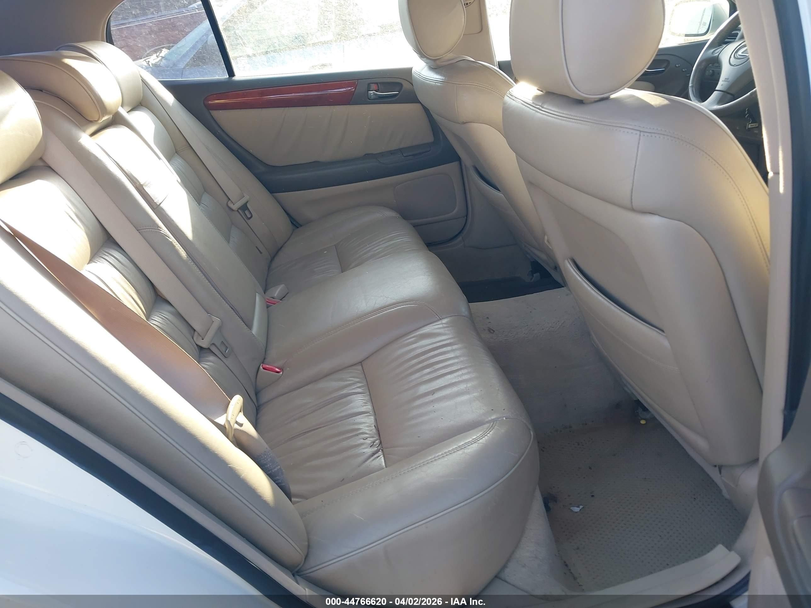 2002 Lexus Gs 300   White vin: JT8BD69S020160112