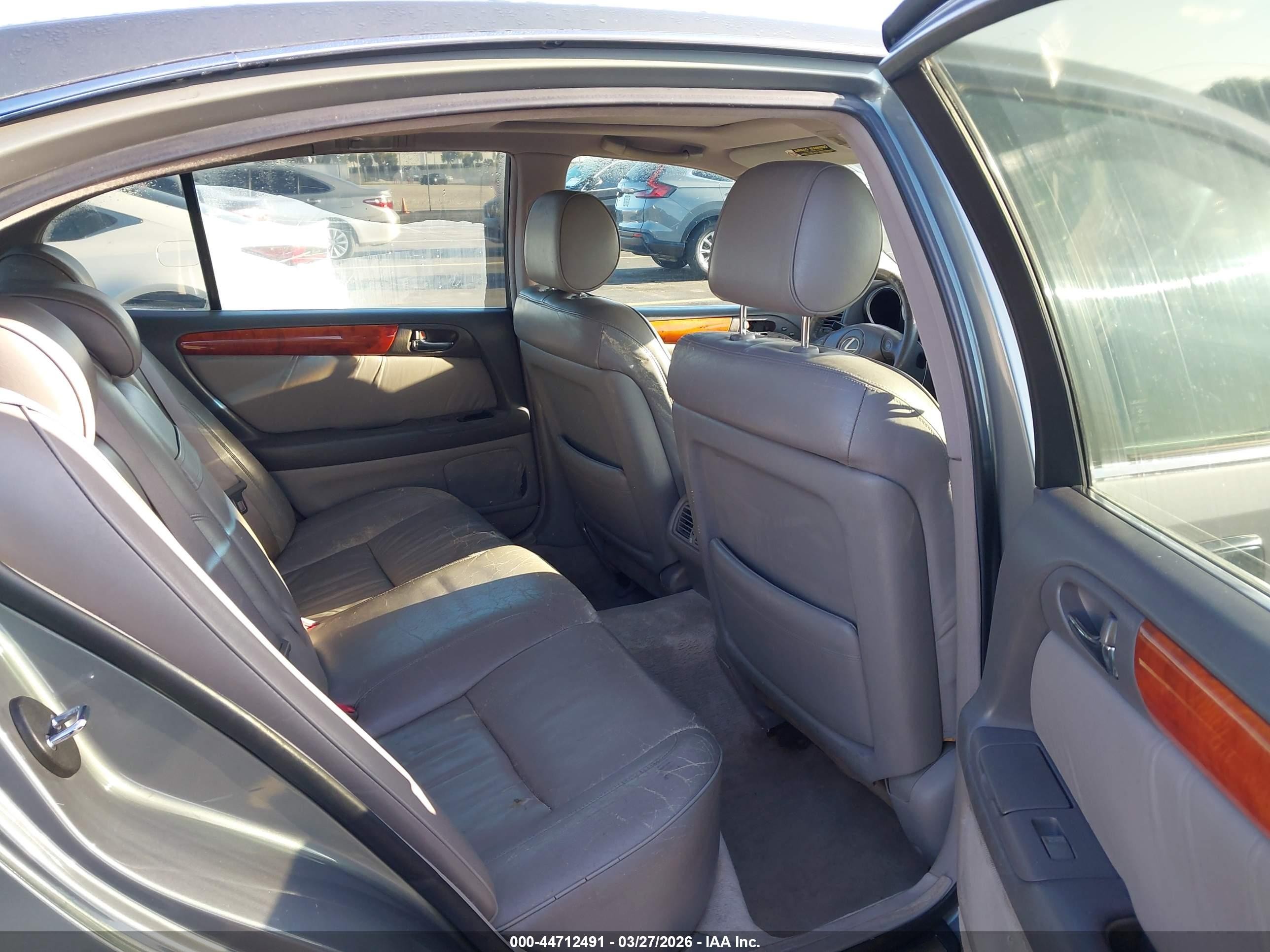 2002 Lexus Gs 300   Серебряный vin: JT8BD69S020160823