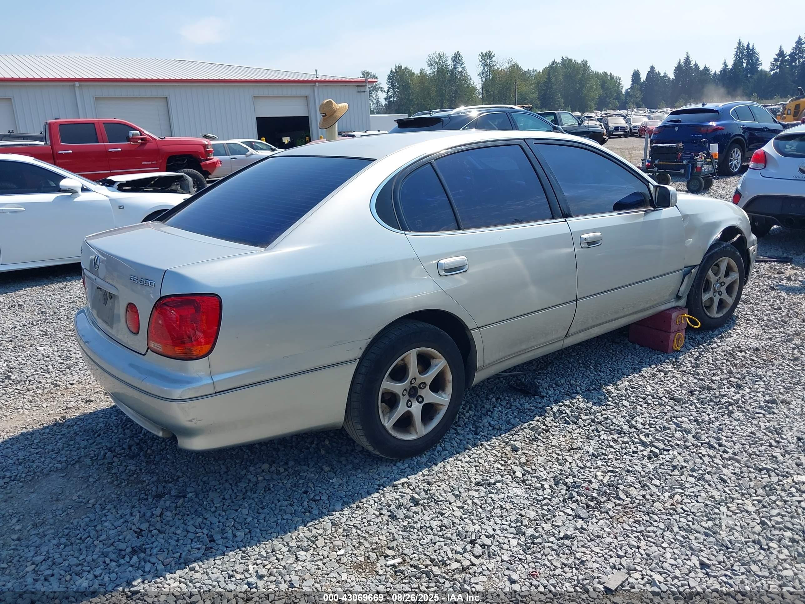 2002 Lexus Gs 300   Silver vin: JT8BD69S220152657