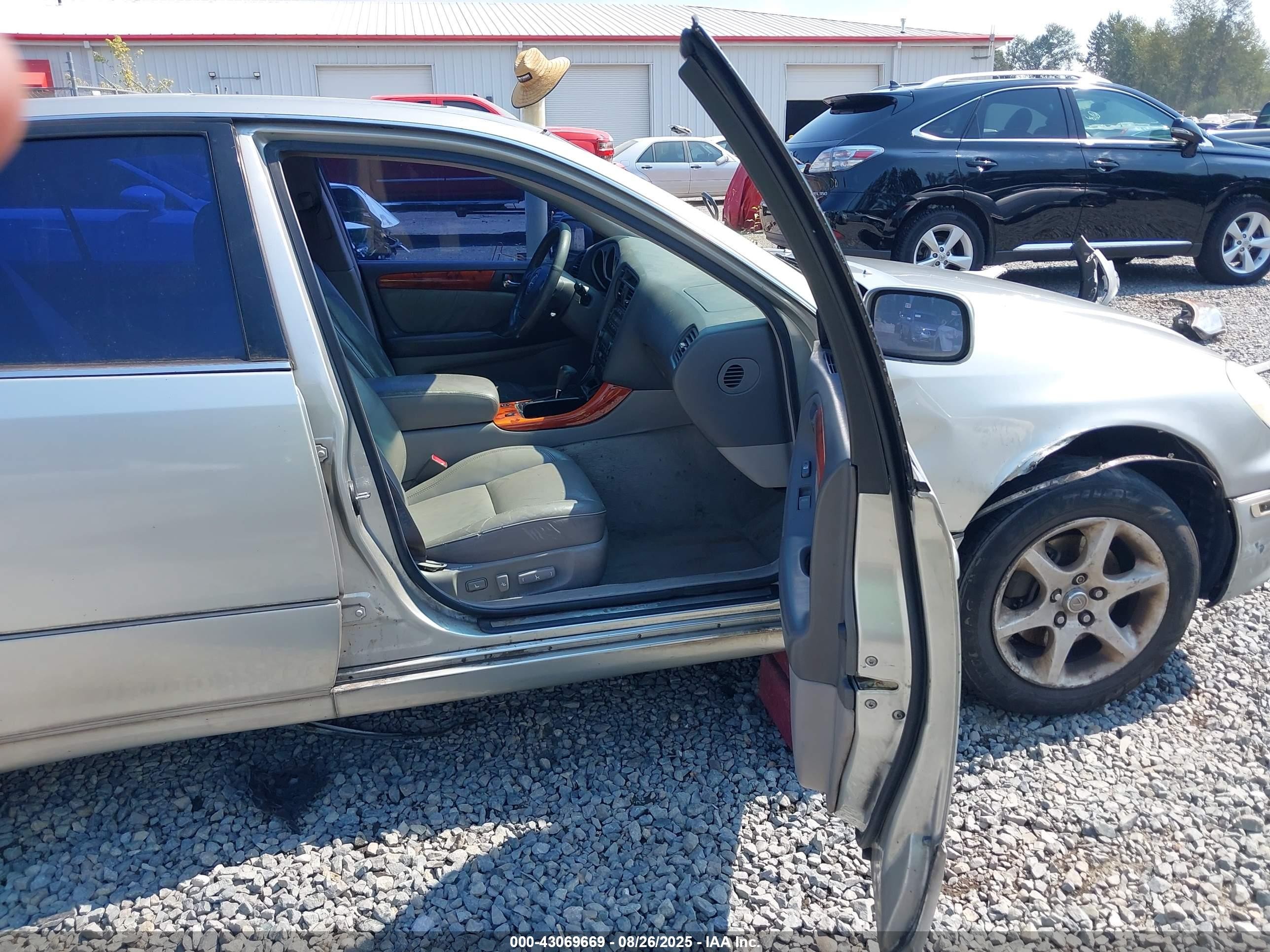 2002 Lexus Gs 300   Silver vin: JT8BD69S220152657