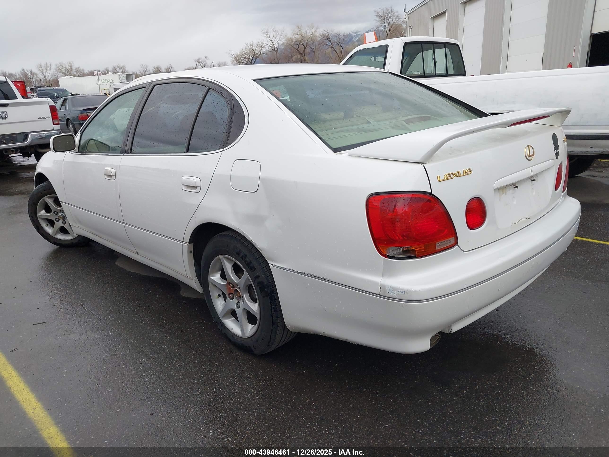 2002 Lexus Gs 300   White vin: JT8BD69S320153025