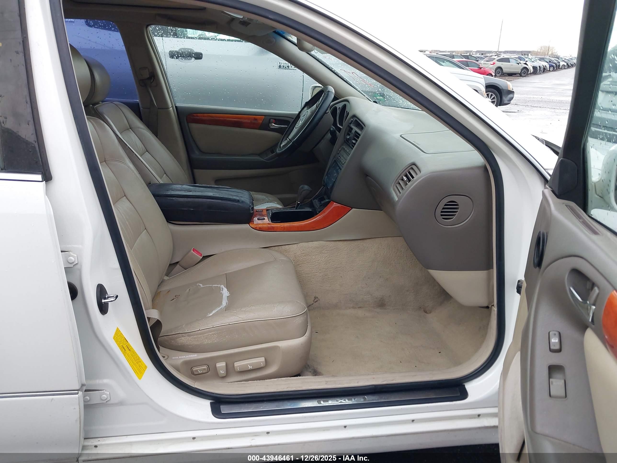 2002 Lexus Gs 300   White vin: JT8BD69S320153025
