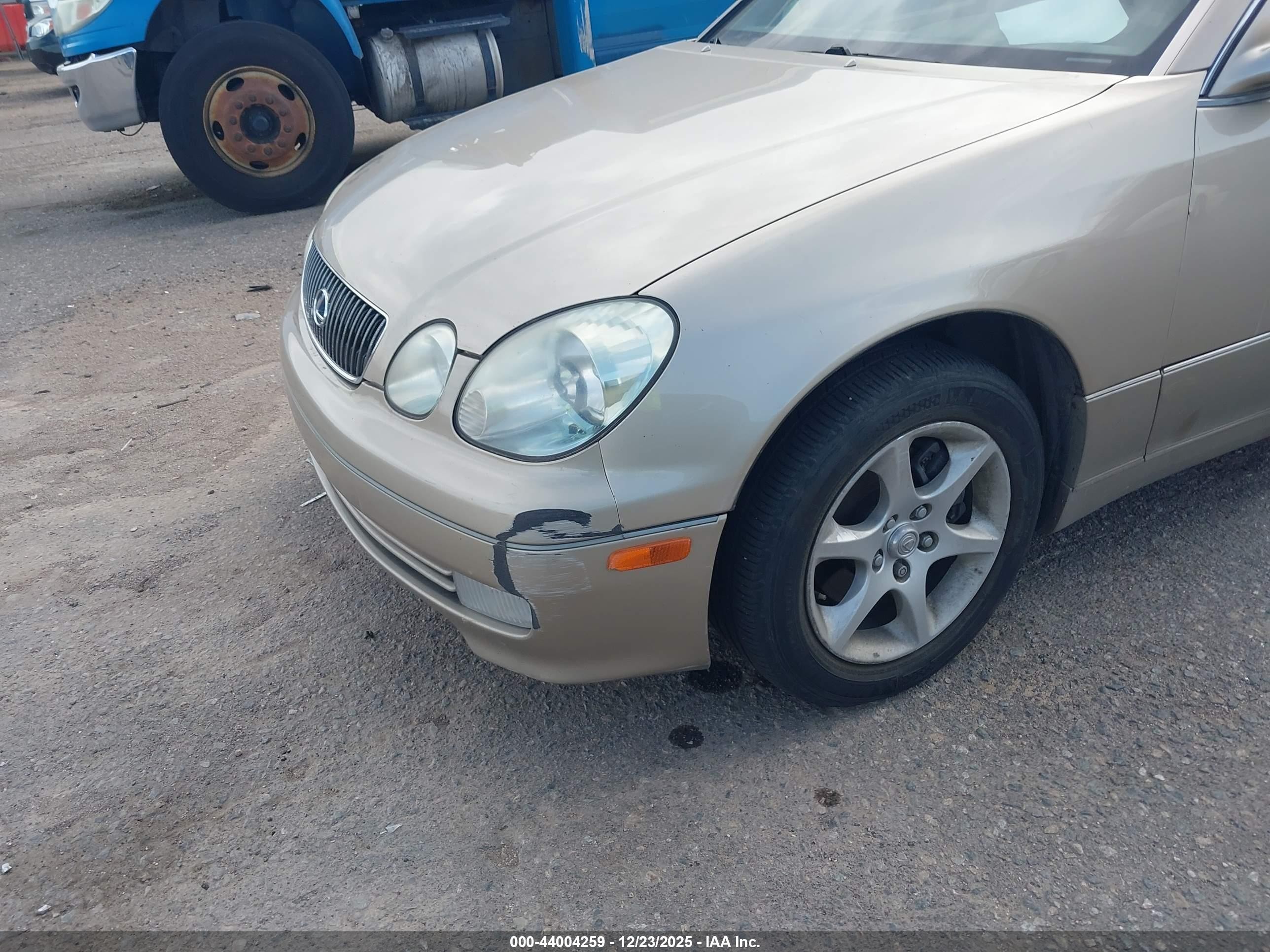 2002 Lexus Gs 300   Gold vin: JT8BD69S320166437