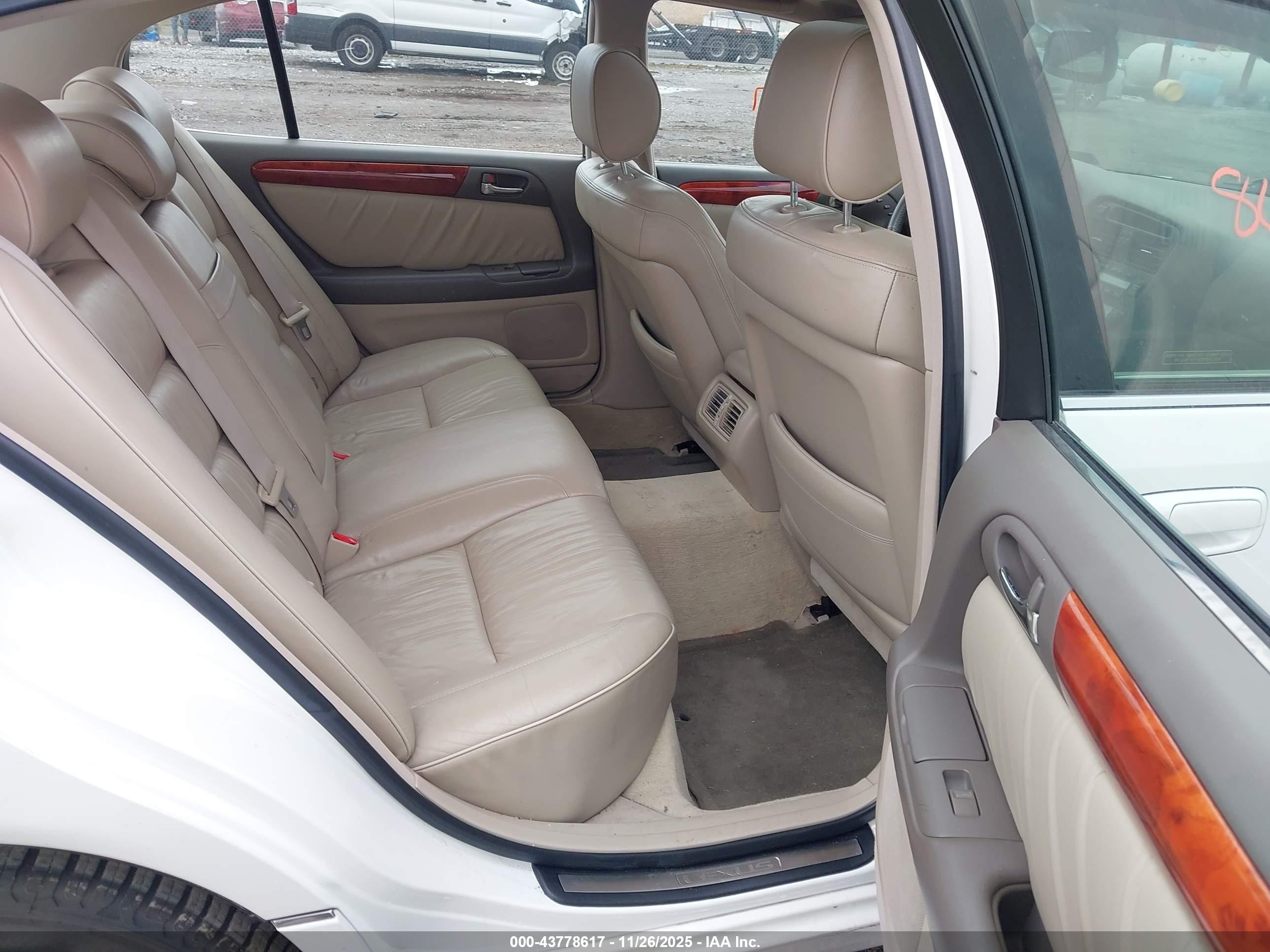 2002 Lexus Gs 300   White vin: JT8BD69S520166889