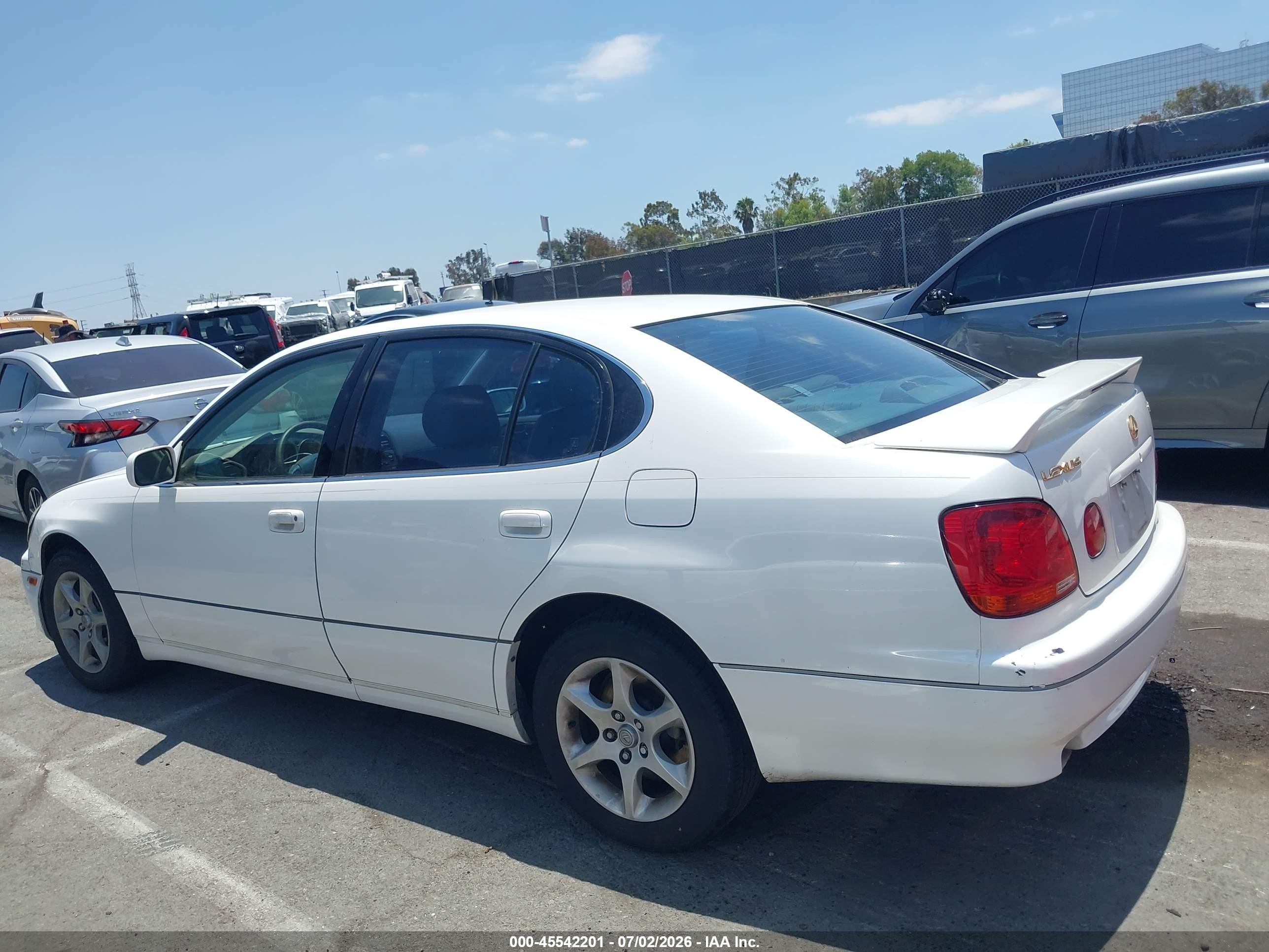 2003 Lexus Gs 300   White vin: JT8BD69S530176470