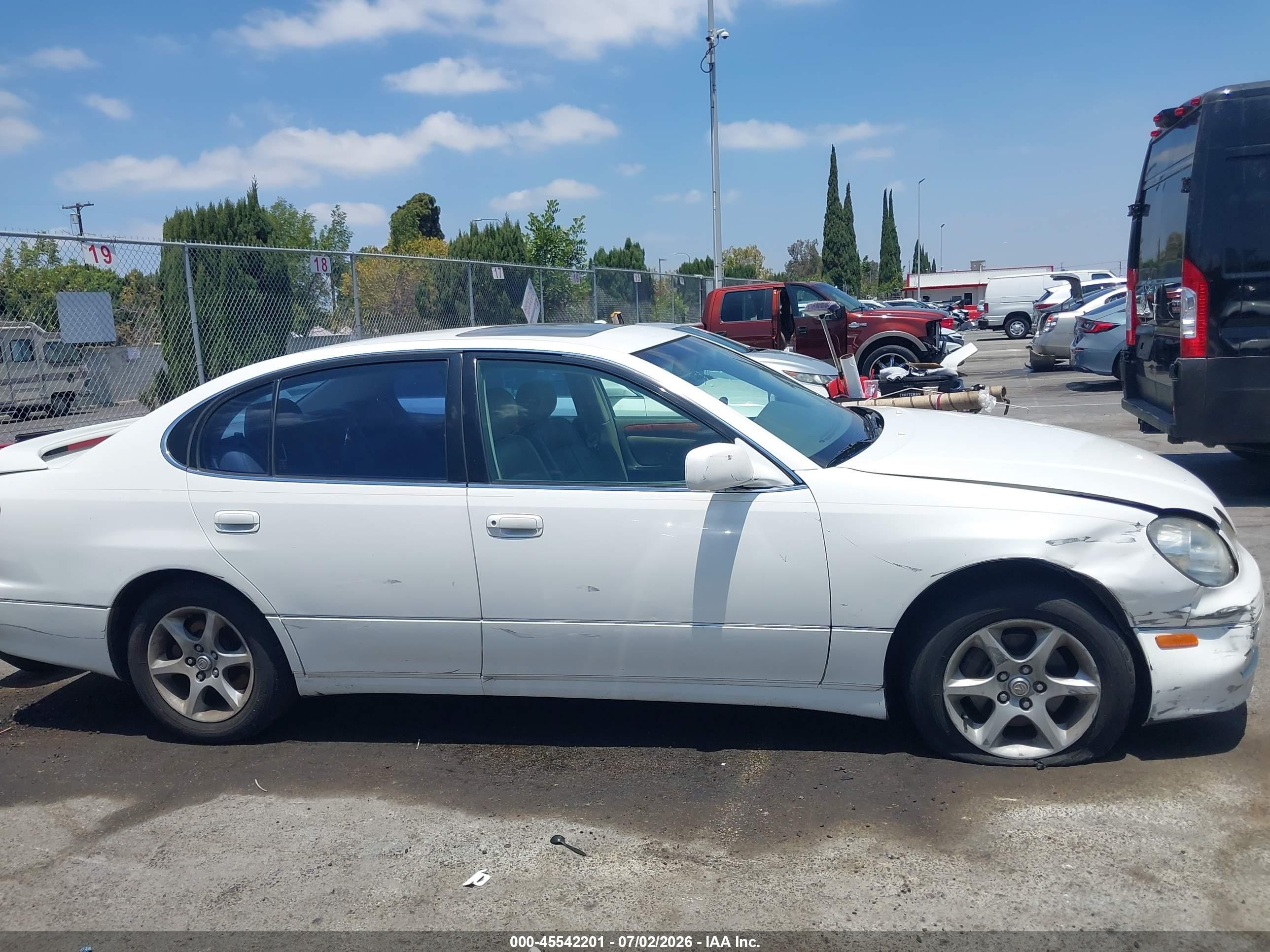 2003 Lexus Gs 300   White vin: JT8BD69S530176470