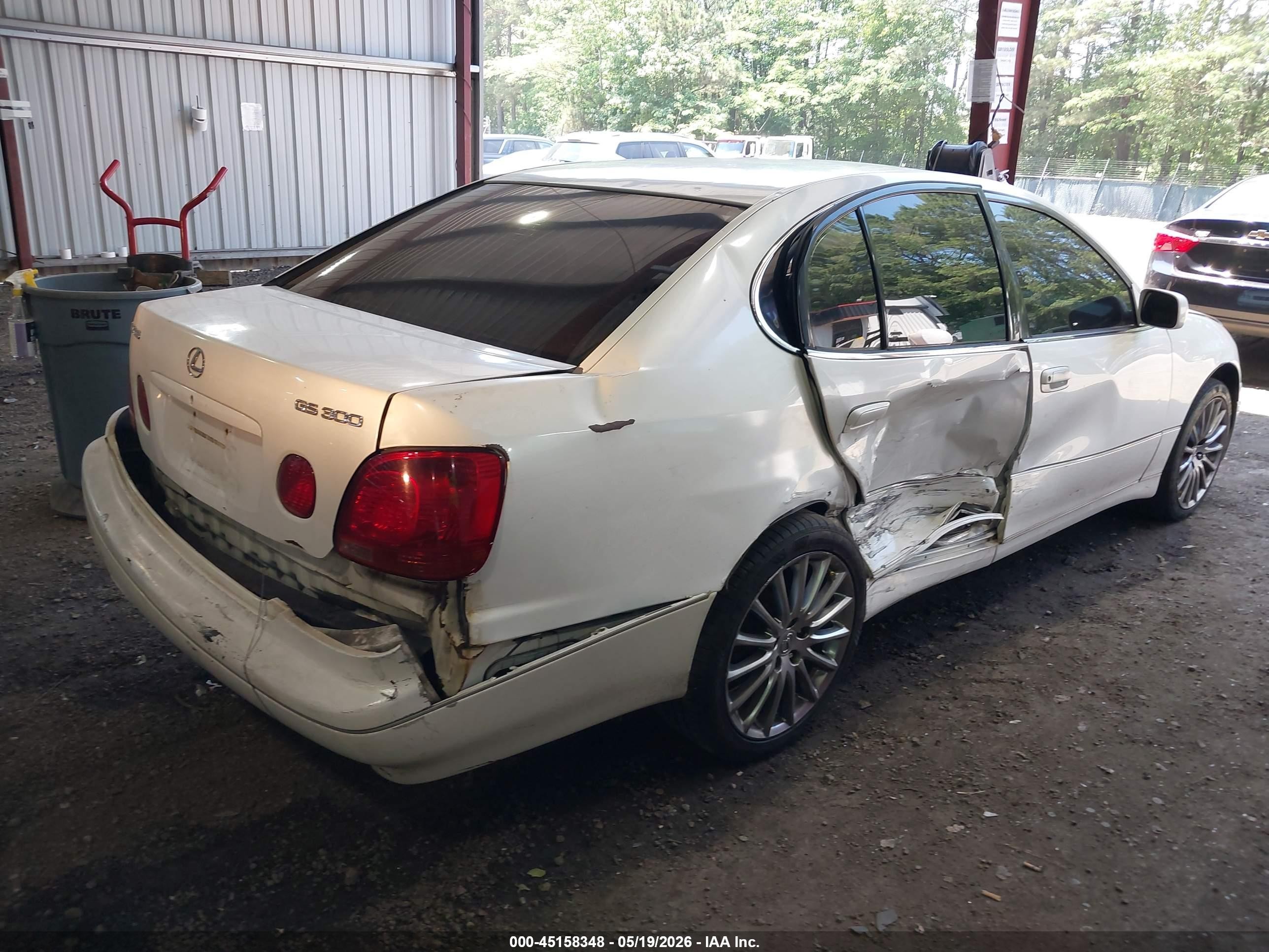 2003 Lexus Gs 300   White vin: JT8BD69S530183919