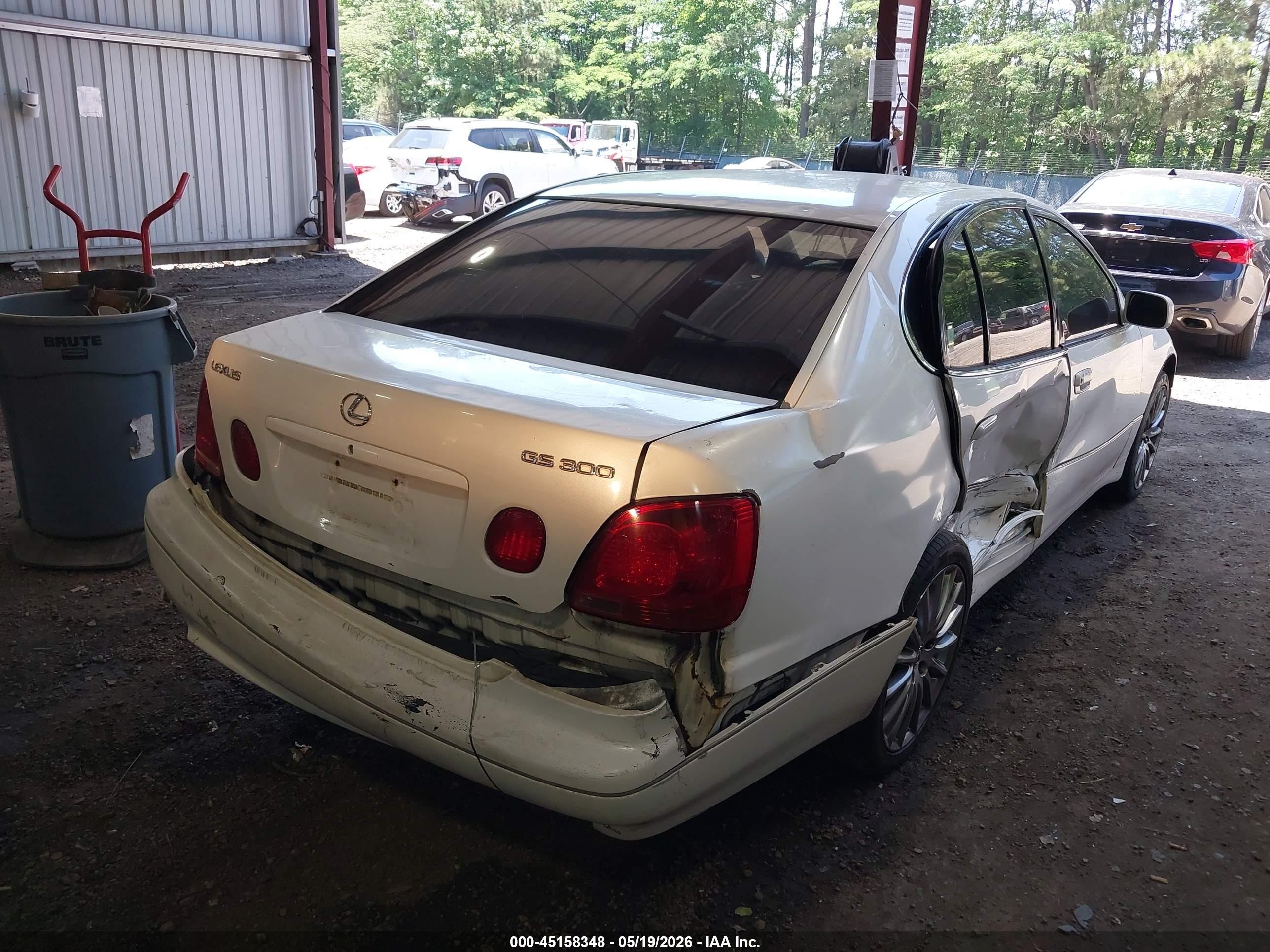 2003 Lexus Gs 300   White vin: JT8BD69S530183919