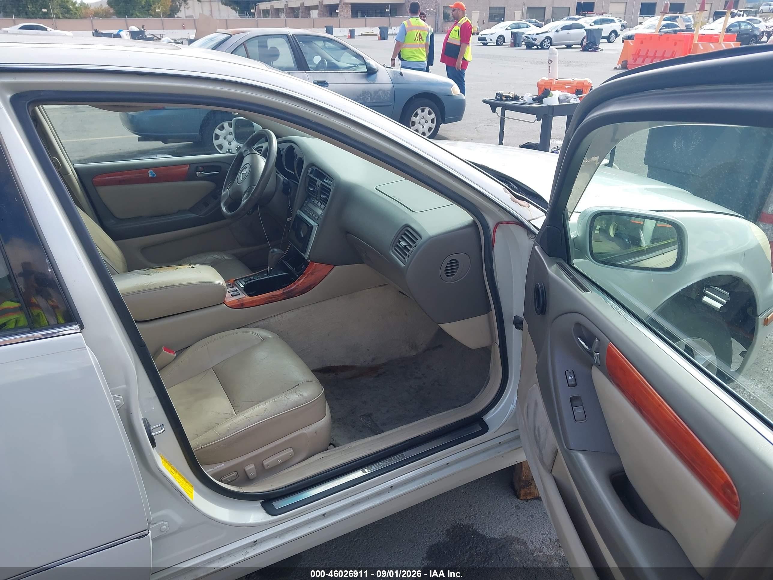 2003 Lexus Gs 300   White vin: JT8BD69S630176672