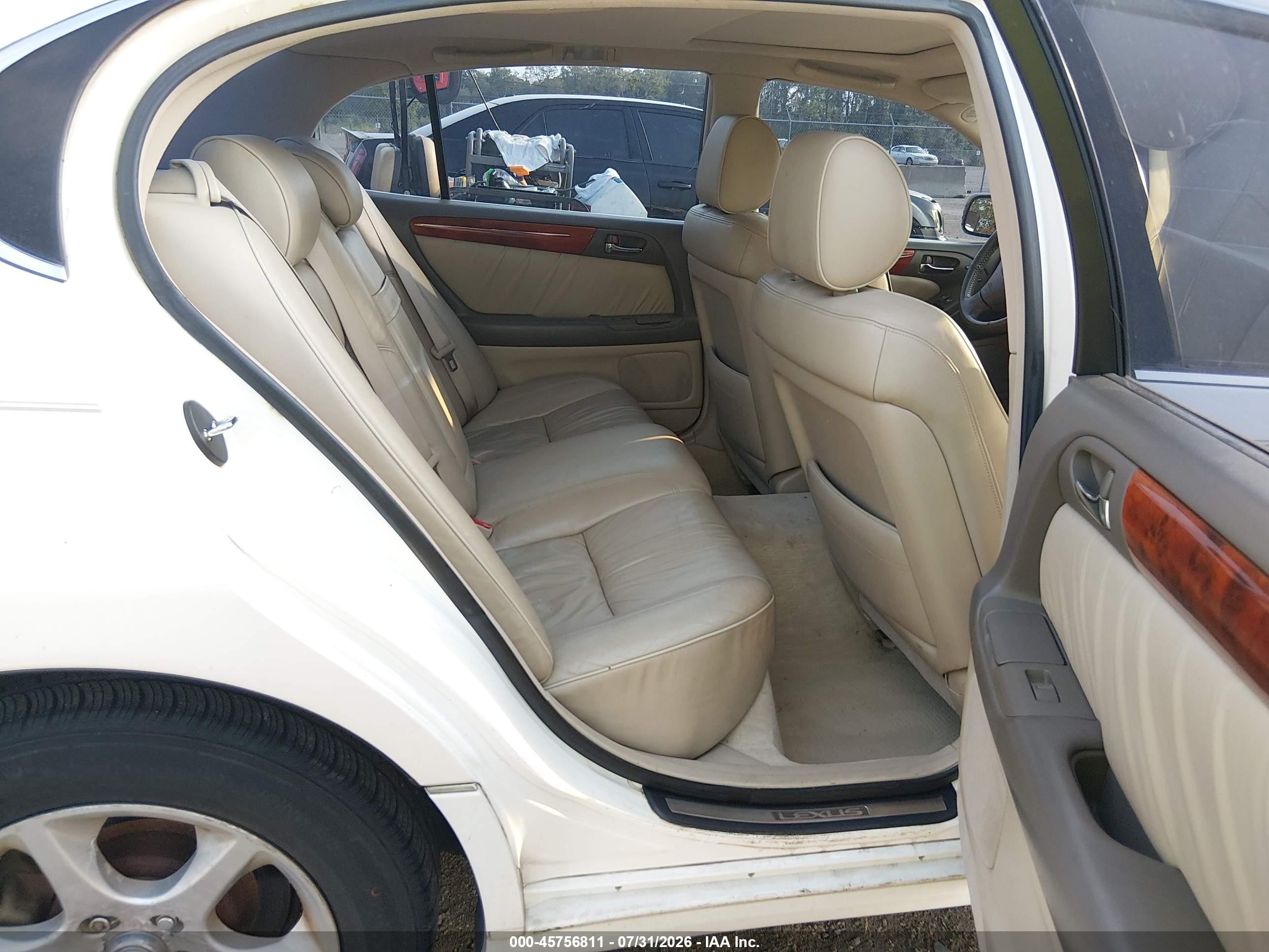2004 Lexus Gs 300   White vin: JT8BD69S640200907