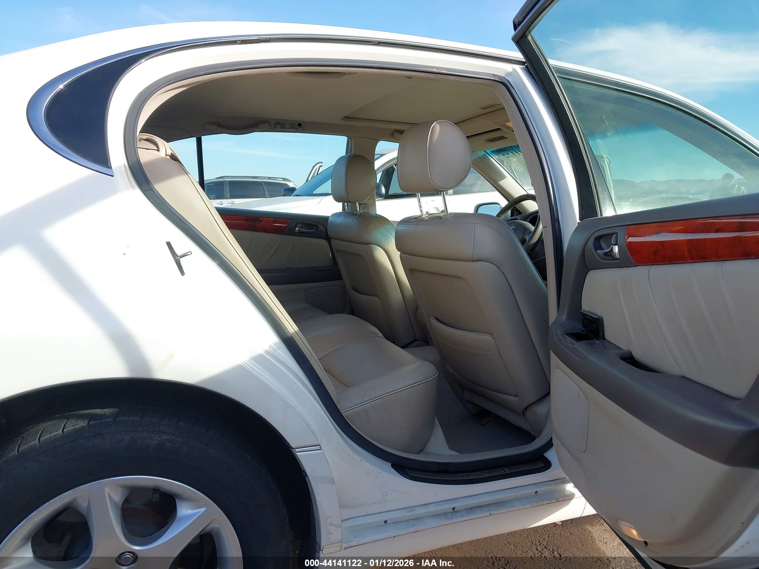2005 Lexus Gs 300   White vin: JT8BD69S650204604