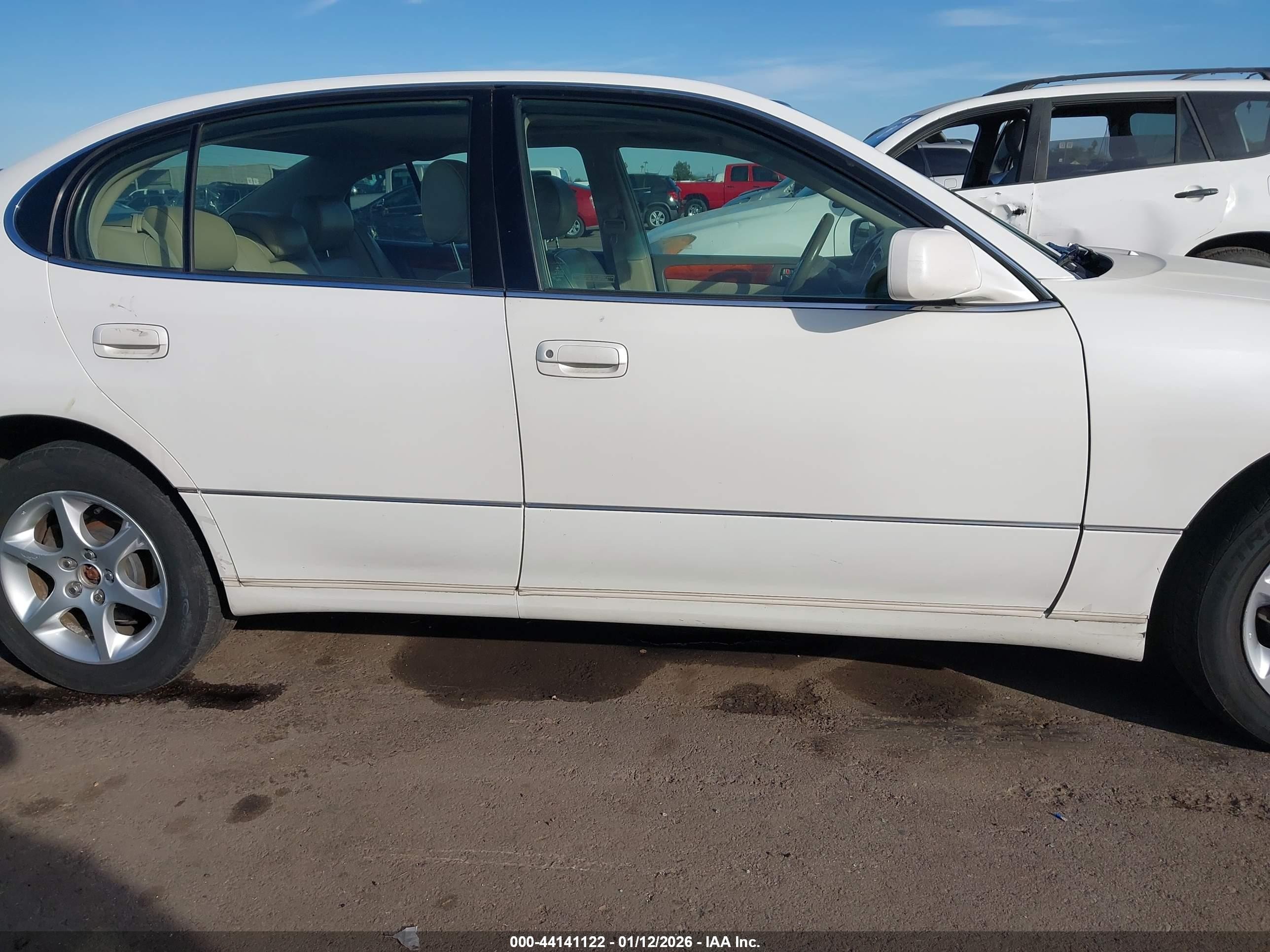 2005 Lexus Gs 300   White vin: JT8BD69S650204604