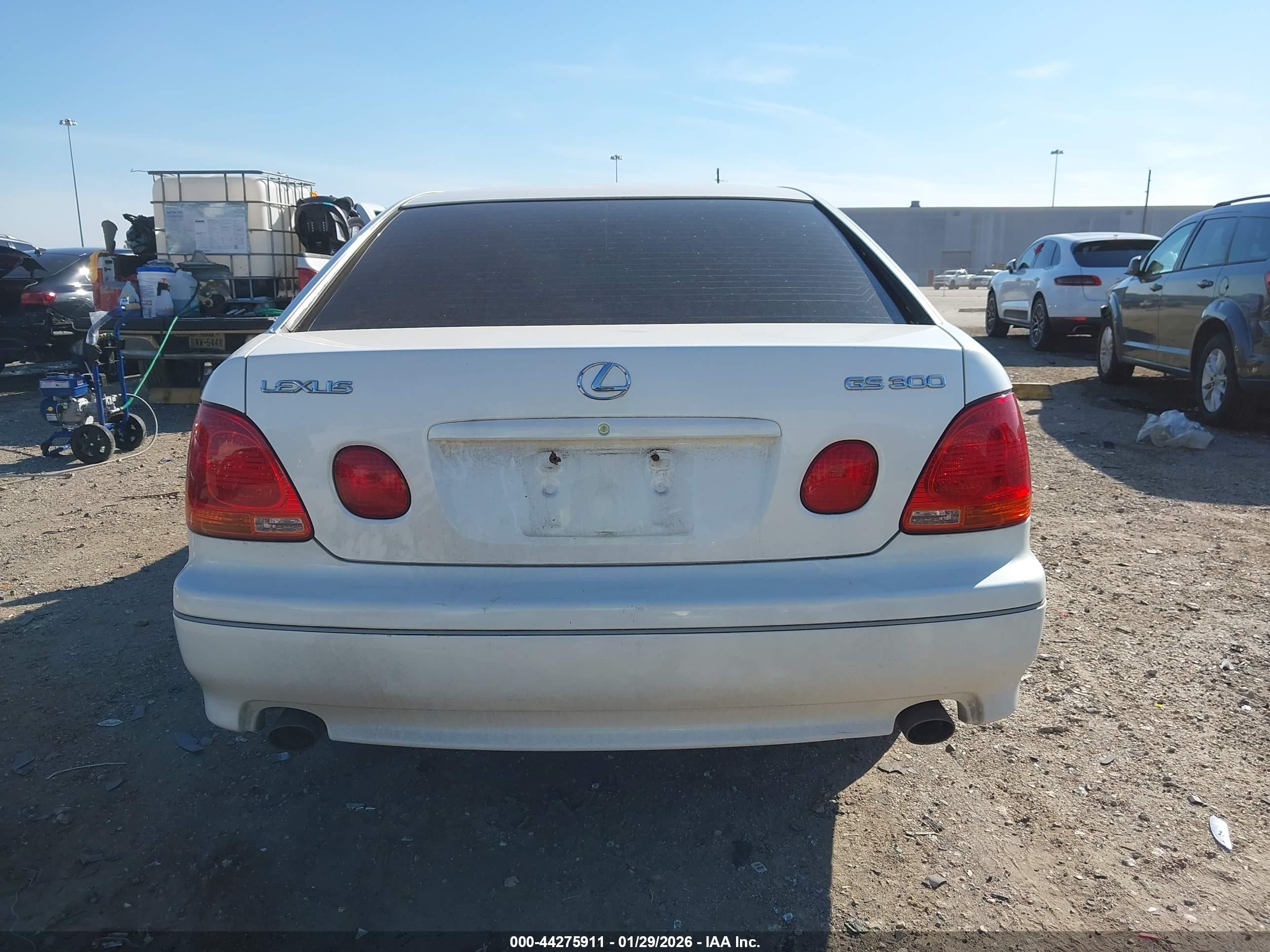 2005 Lexus Gs 300   White vin: JT8BD69S650205123
