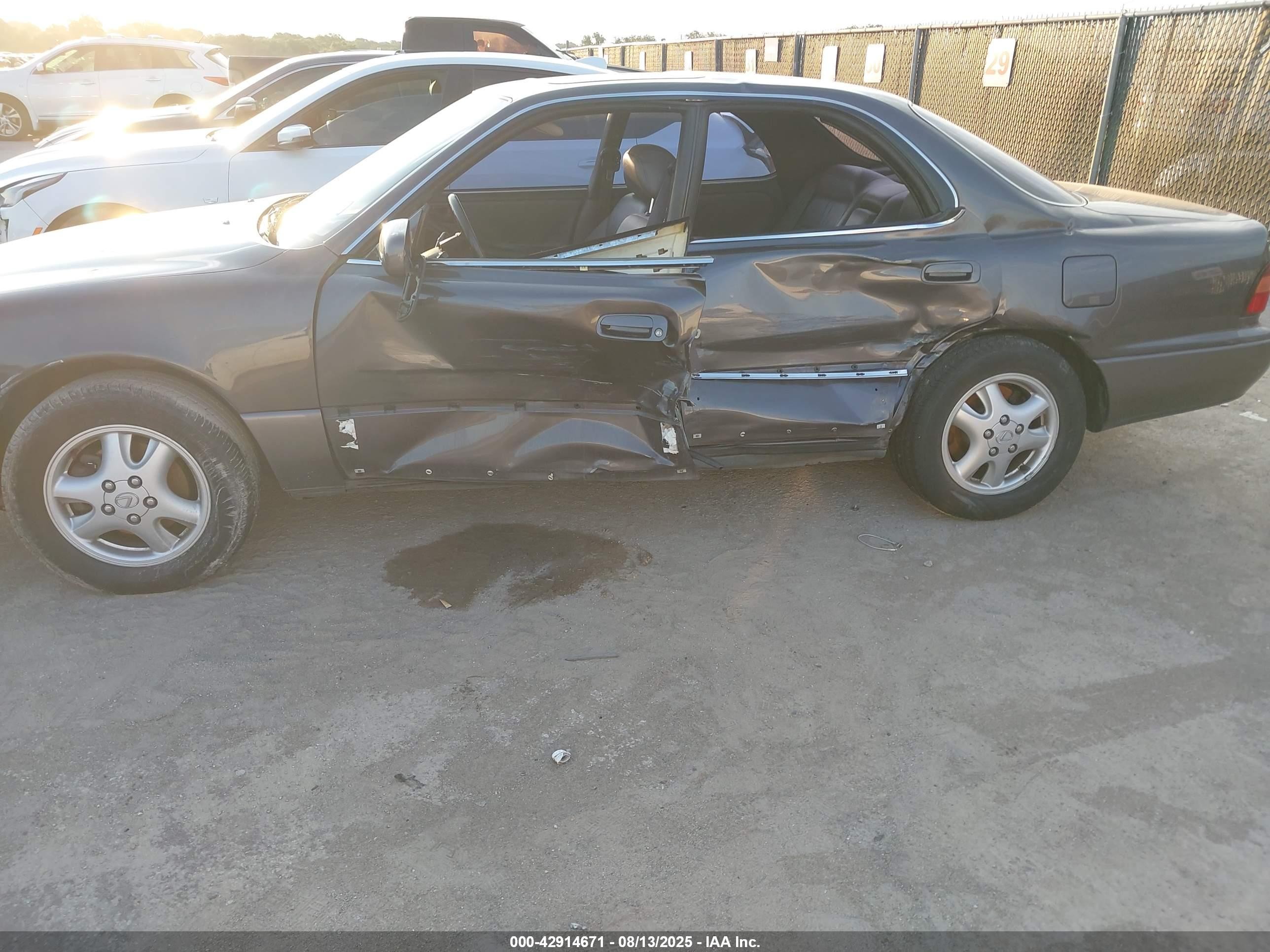 1996 Lexus Es 300 Gray vin: JT8BF12G0T0132735