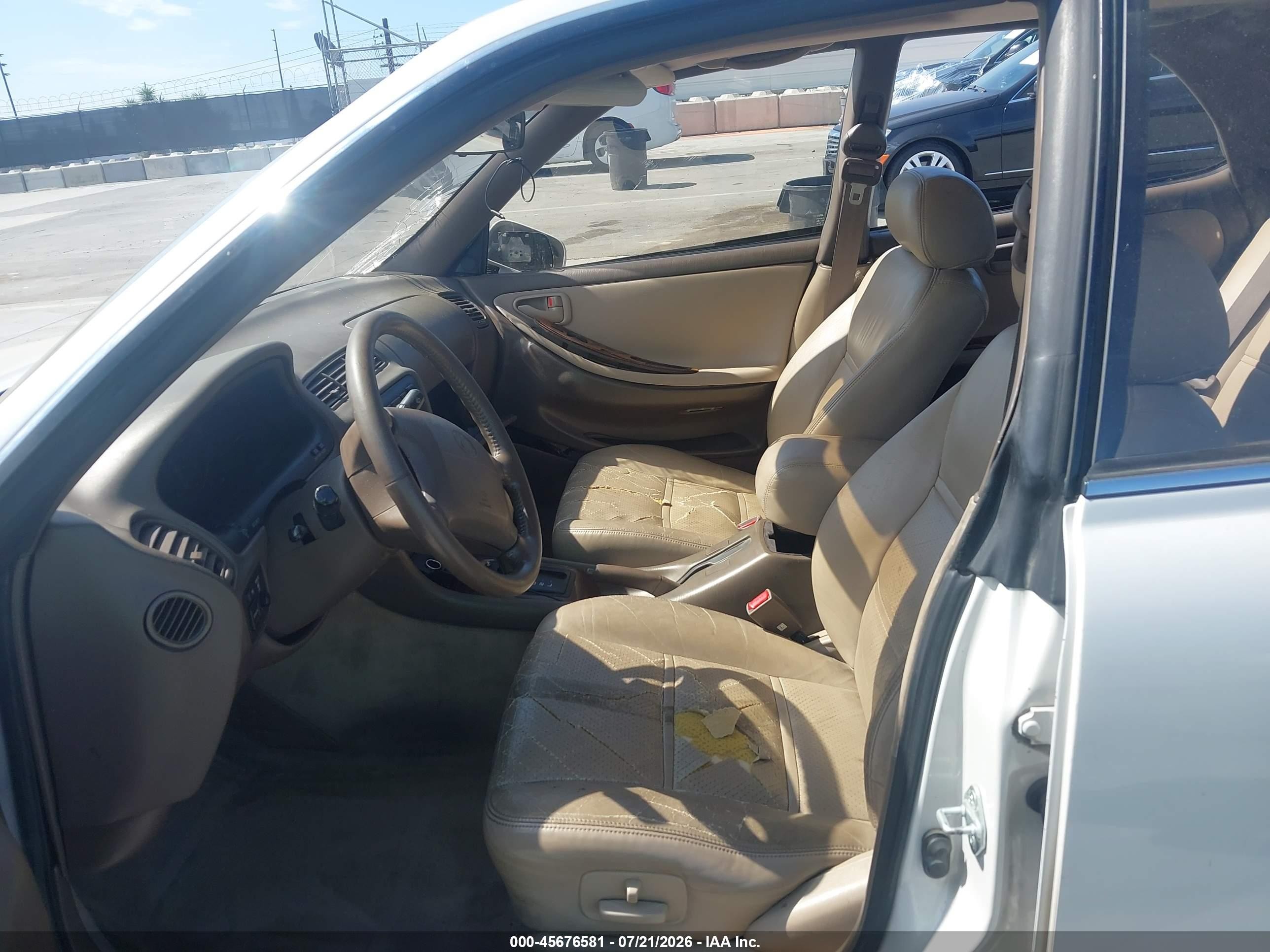 1996 Lexus Es 300 Cream vin: JT8BF12G0T0170708