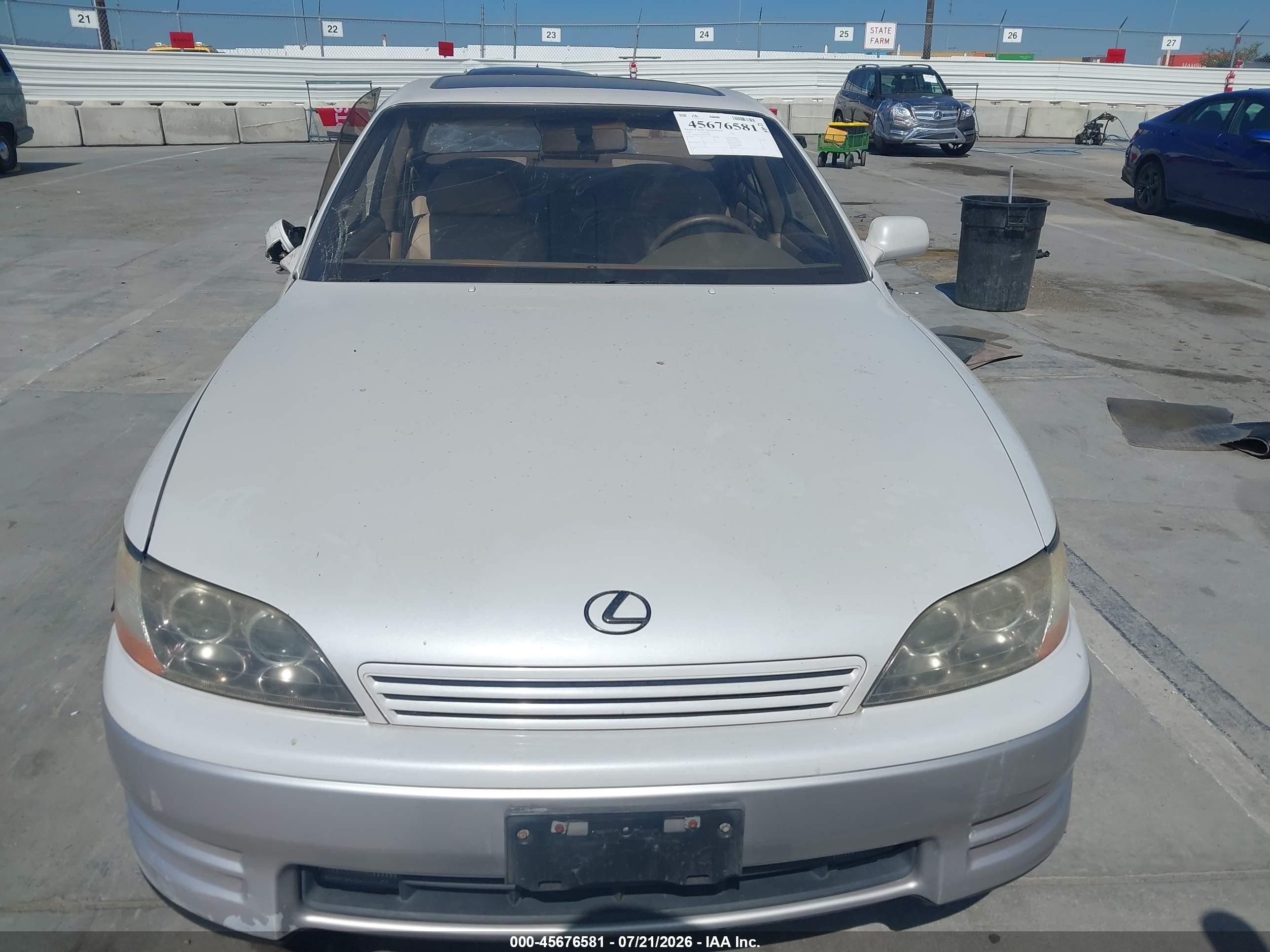 1996 Lexus Es 300 Cream vin: JT8BF12G0T0170708