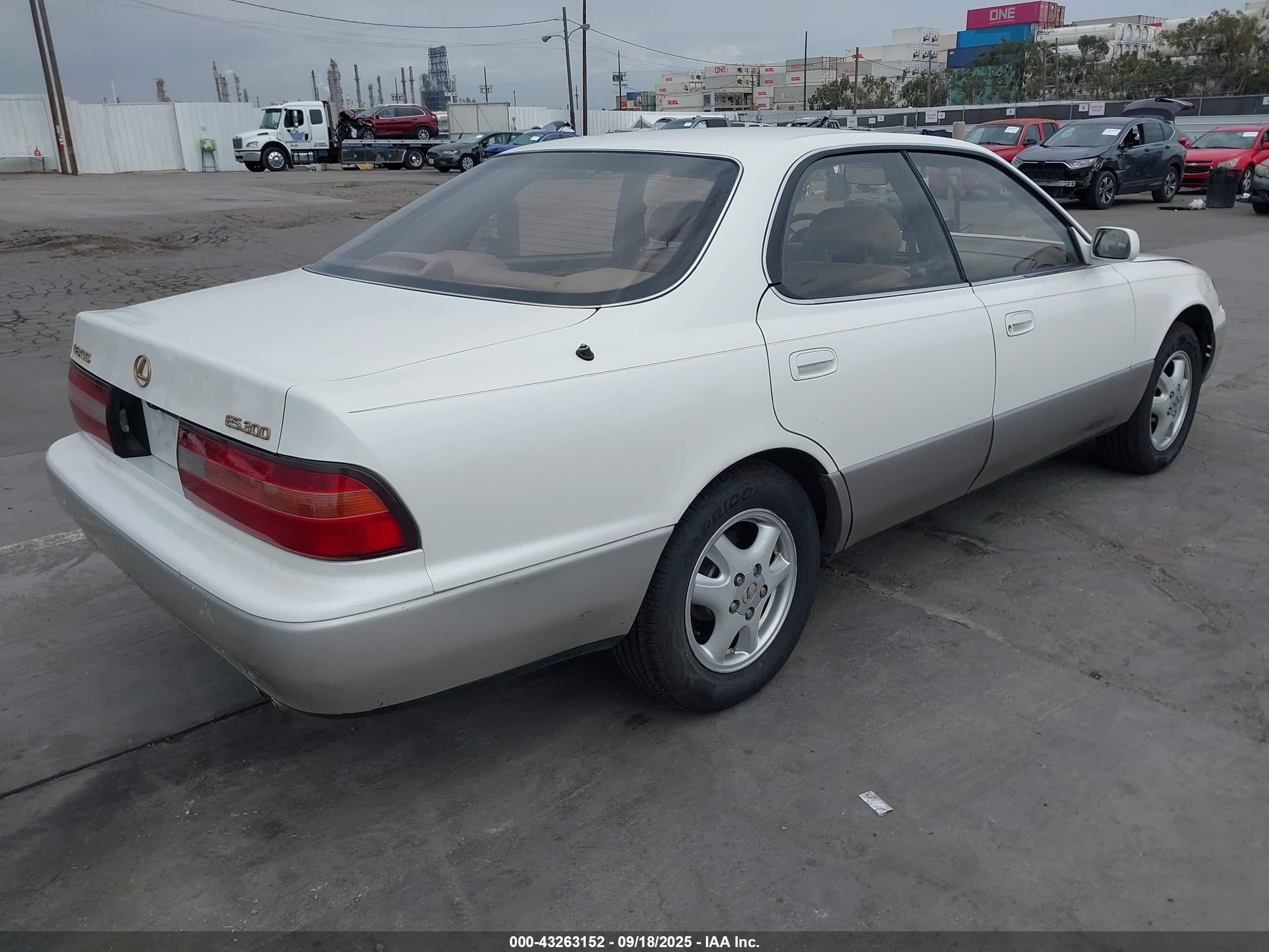 1996 Lexus Es 300 White vin: JT8BF12G1T0161130
