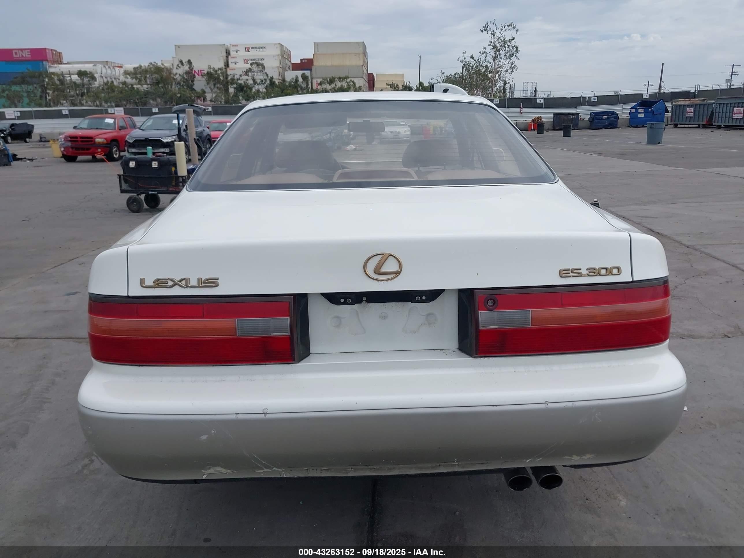1996 Lexus Es 300 White vin: JT8BF12G1T0161130