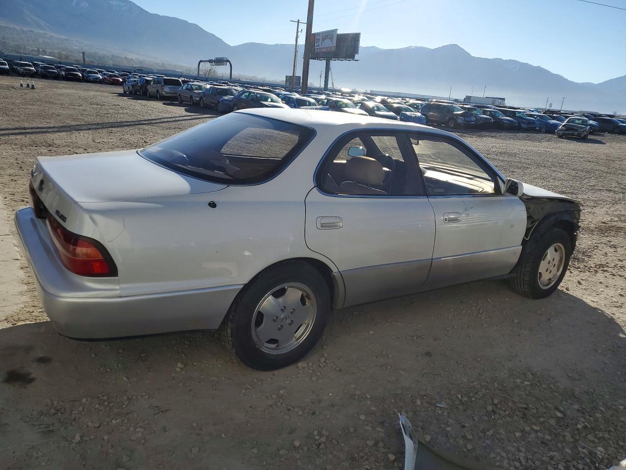 1996 Lexus Es 300 Base Silver vin: JT8BF12G2T0169379
