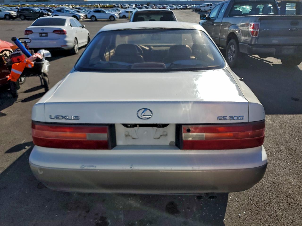 1996 Lexus Es 300 White vin: JT8BF12G4T0154544