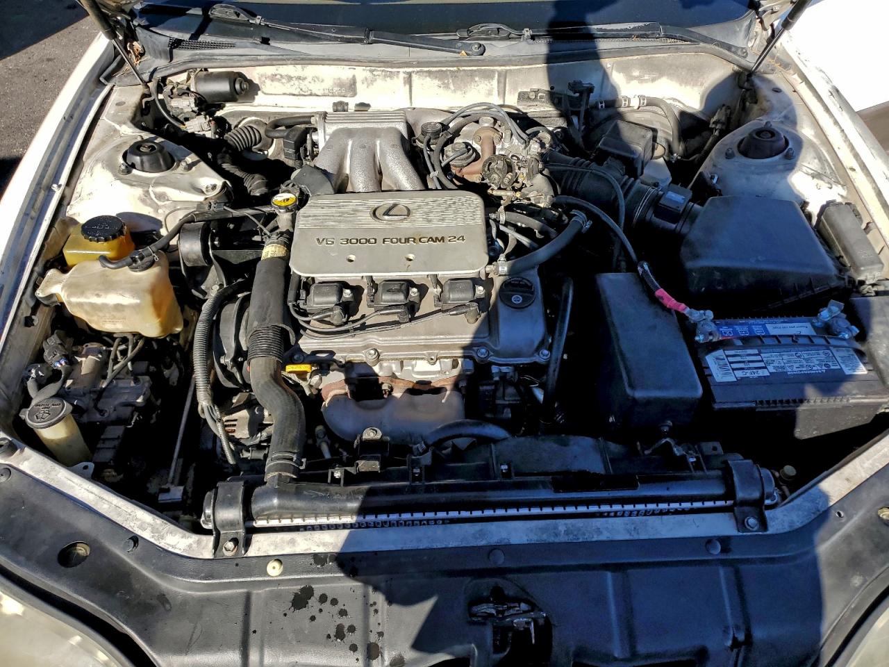 1996 Lexus Es 300 White vin: JT8BF12G4T0154544