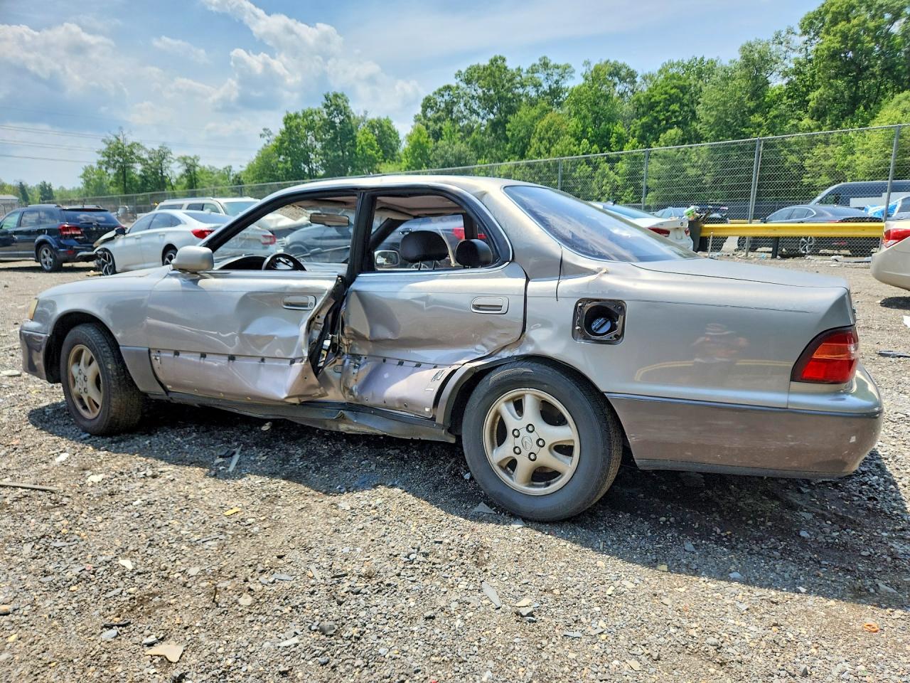 1996 Lexus Es 300 Silver vin: JT8BF12G6T0170745