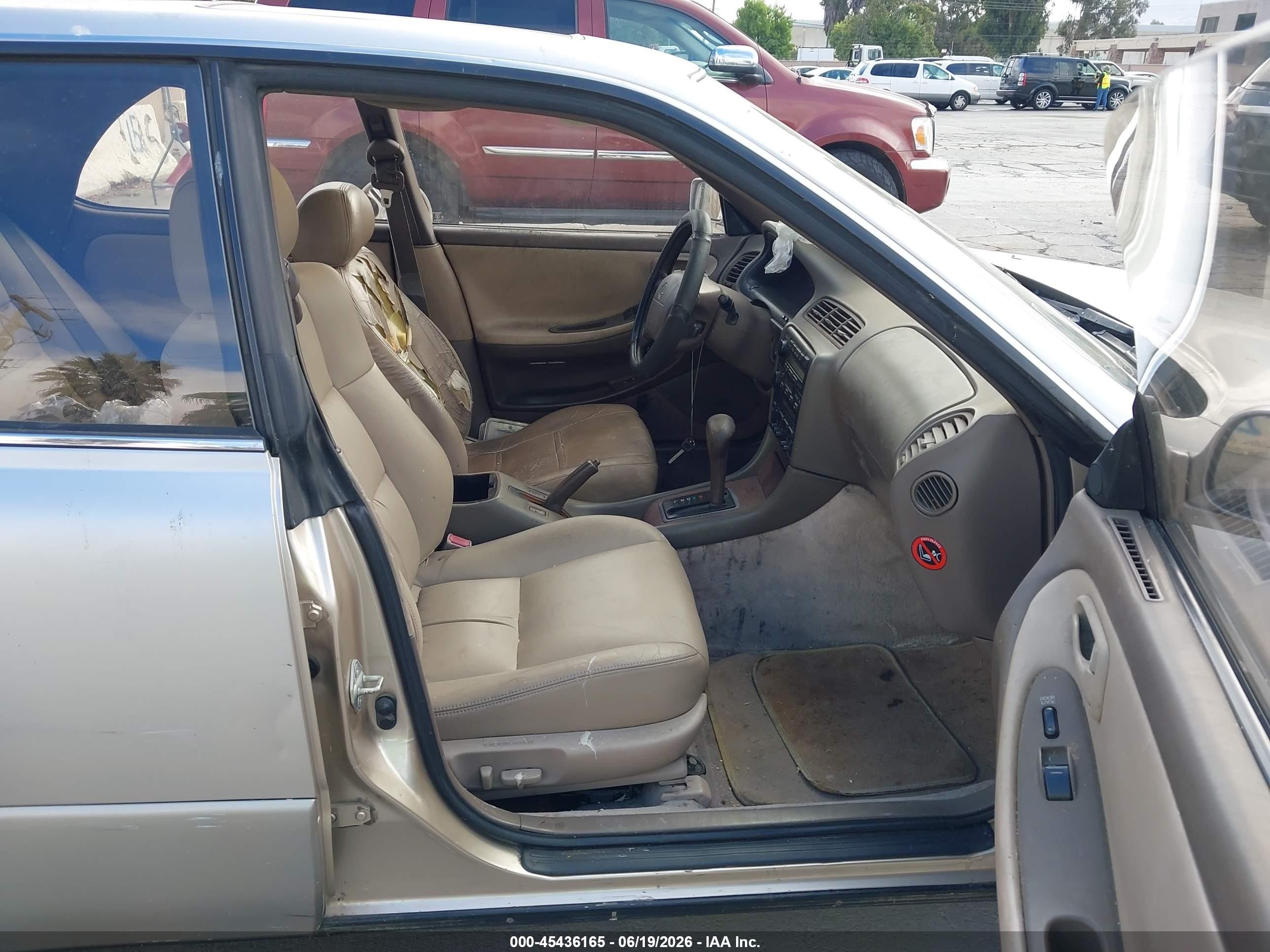 1996 Lexus Es 300 Белый vin: JT8BF12G7T0167904