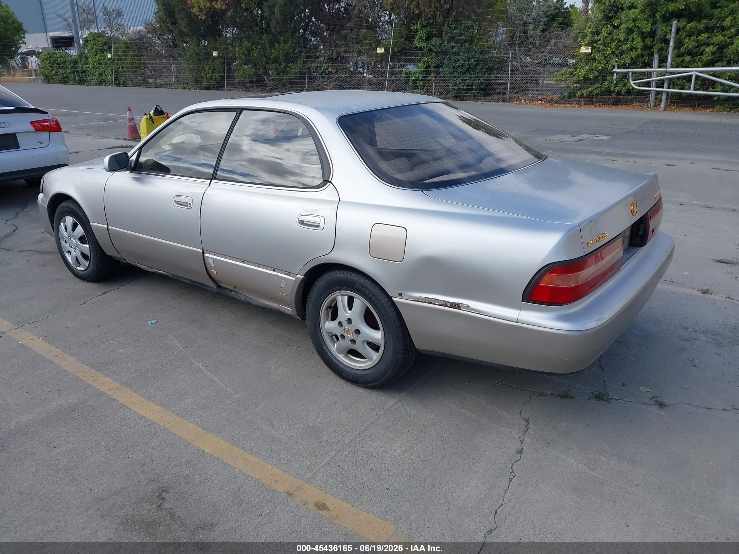 1996 Lexus Es 300 Белый vin: JT8BF12G7T0167904