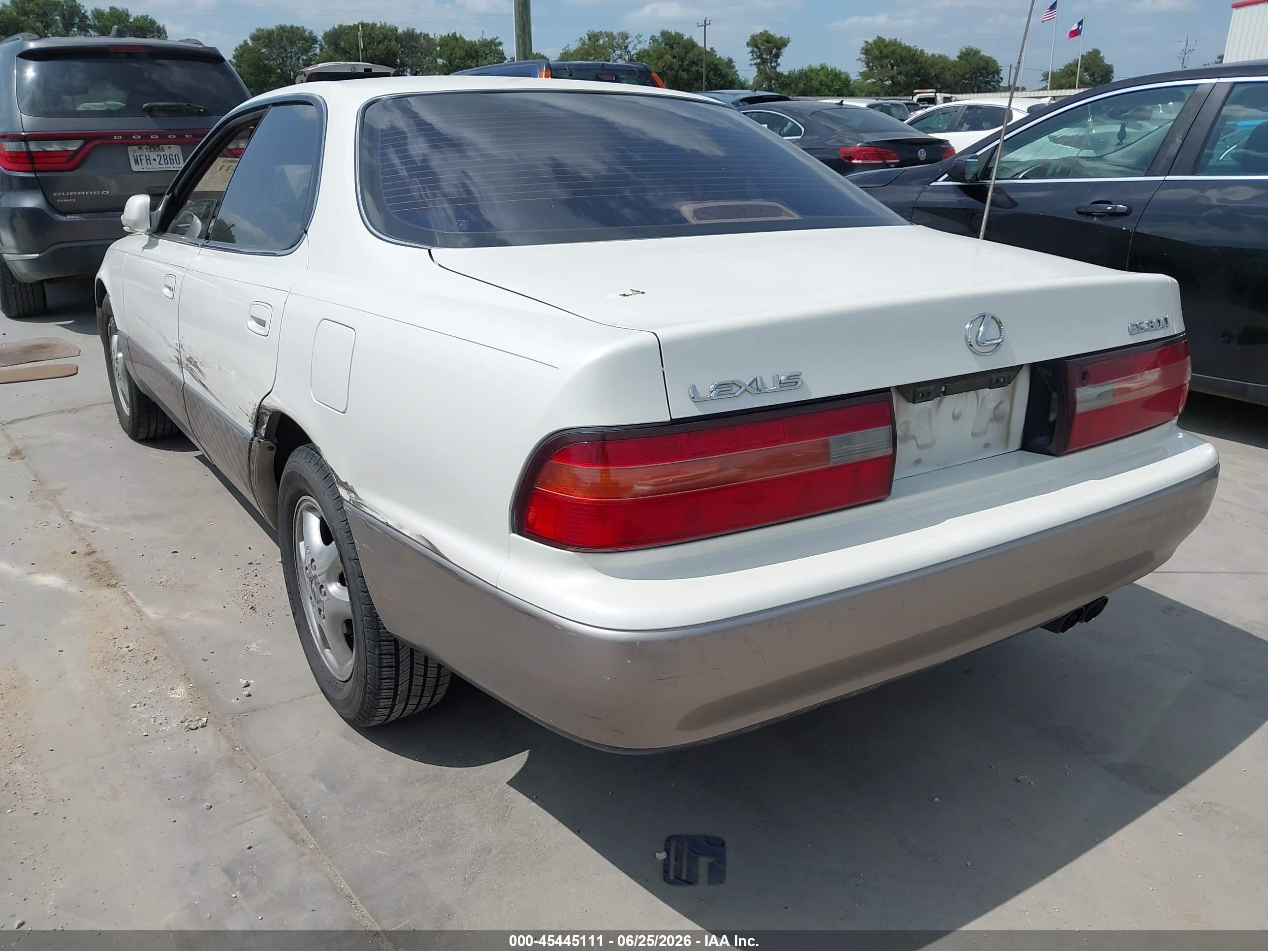 1996 Lexus Es 300 White vin: JT8BF12G8T0129968